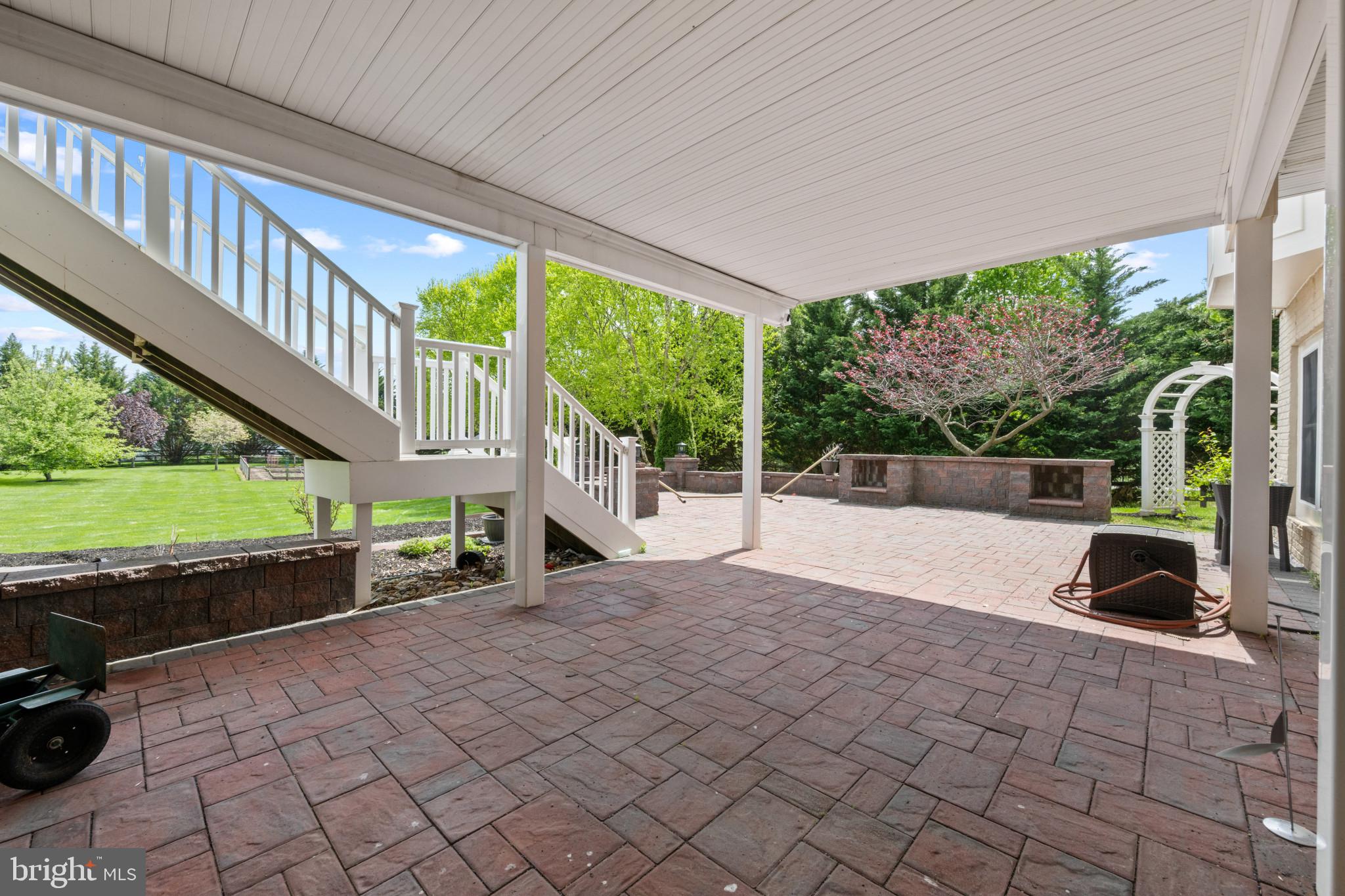 WARFIELD ESTATES - Residential