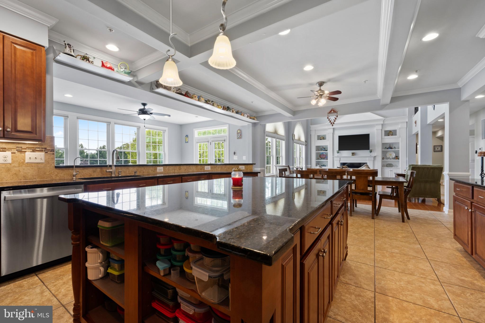 WARFIELD ESTATES - Residential