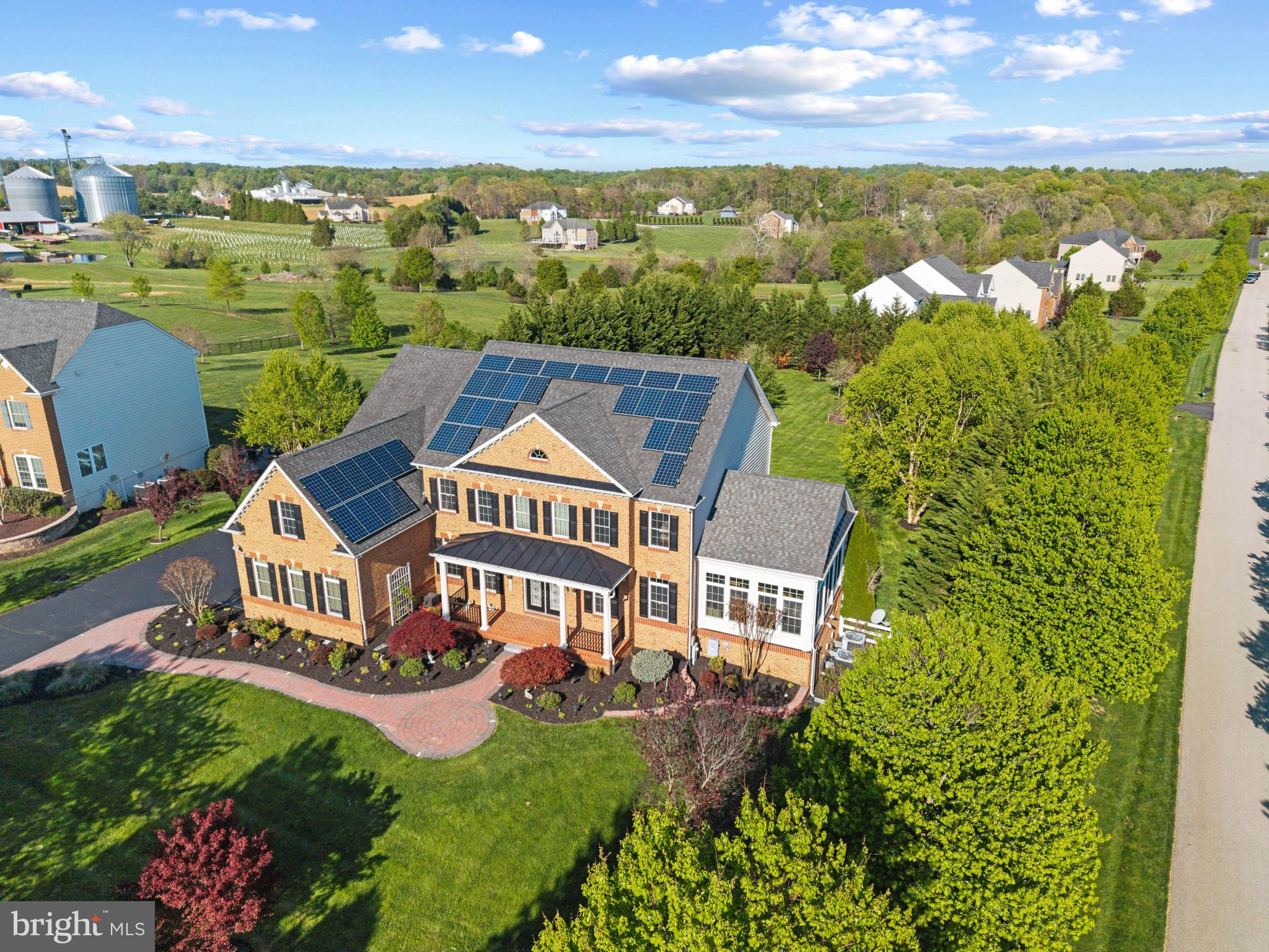 WARFIELD ESTATES - Residential