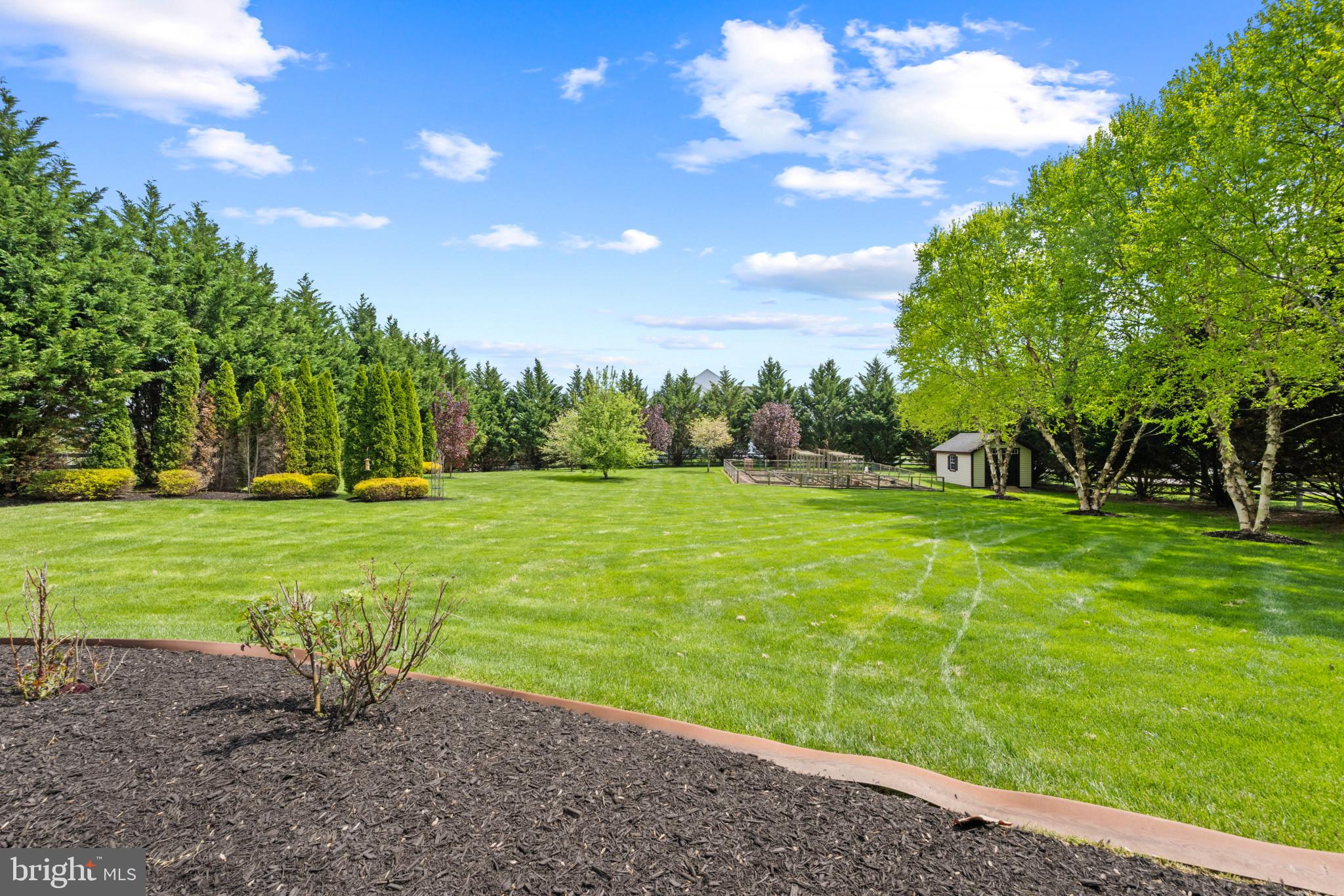 WARFIELD ESTATES - Residential