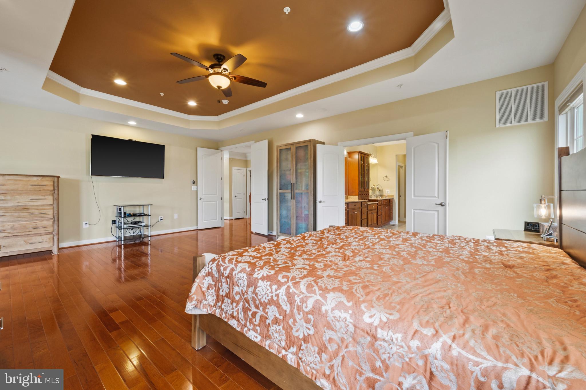 WARFIELD ESTATES - Residential