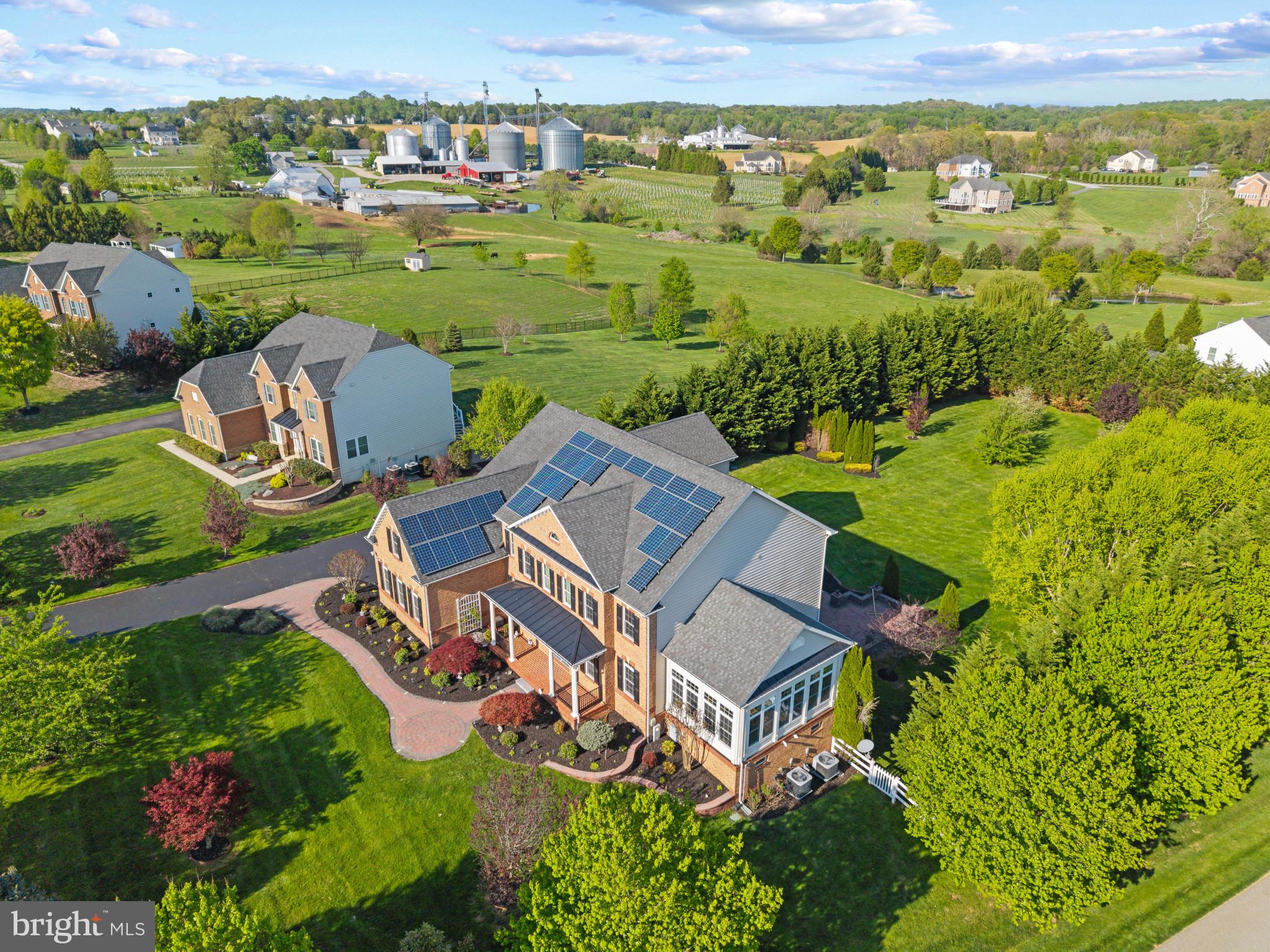 WARFIELD ESTATES - Residential