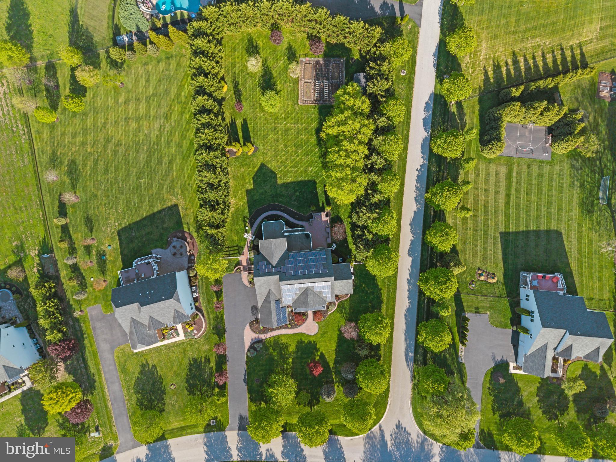 WARFIELD ESTATES - Residential