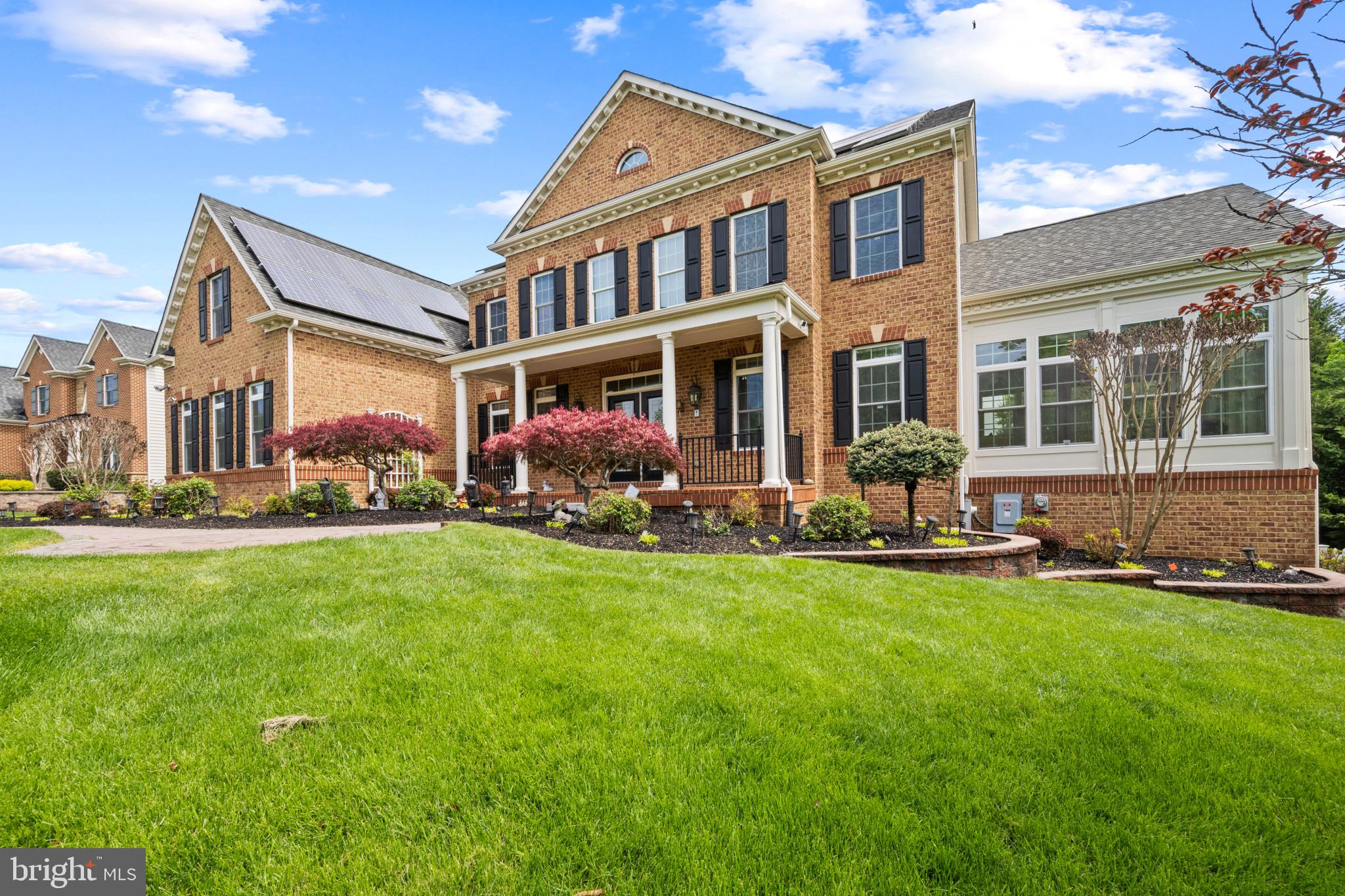 WARFIELD ESTATES - Residential