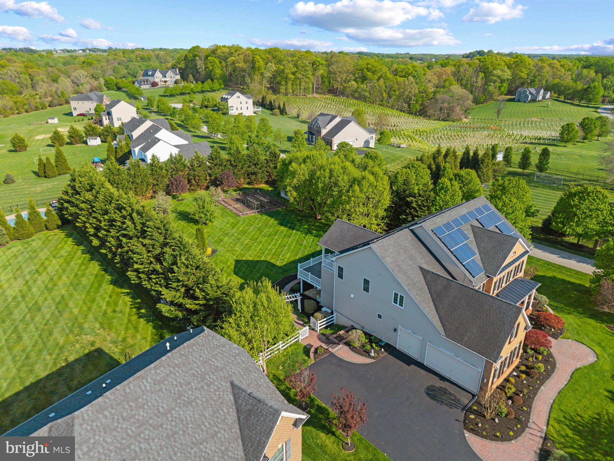 WARFIELD ESTATES - Residential