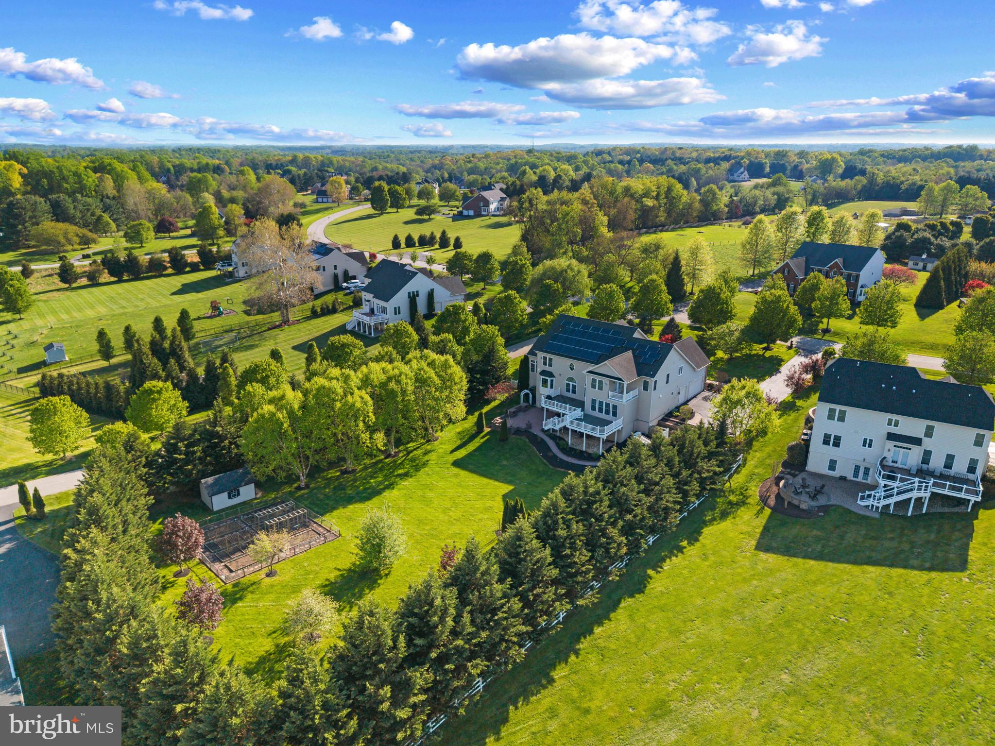 WARFIELD ESTATES - Residential