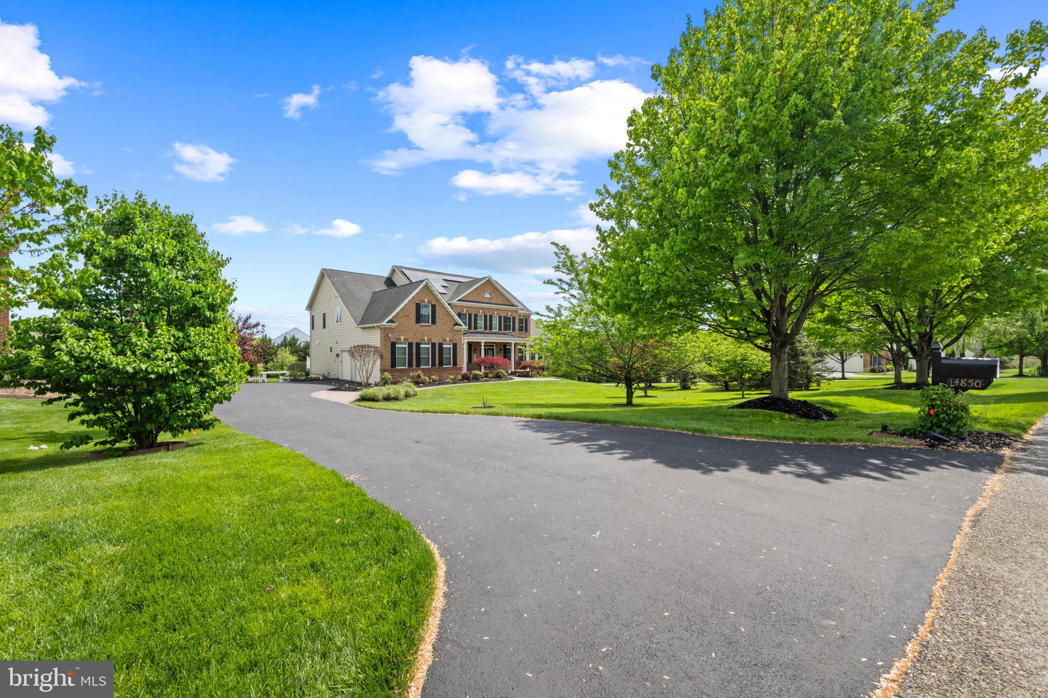 WARFIELD ESTATES - Residential