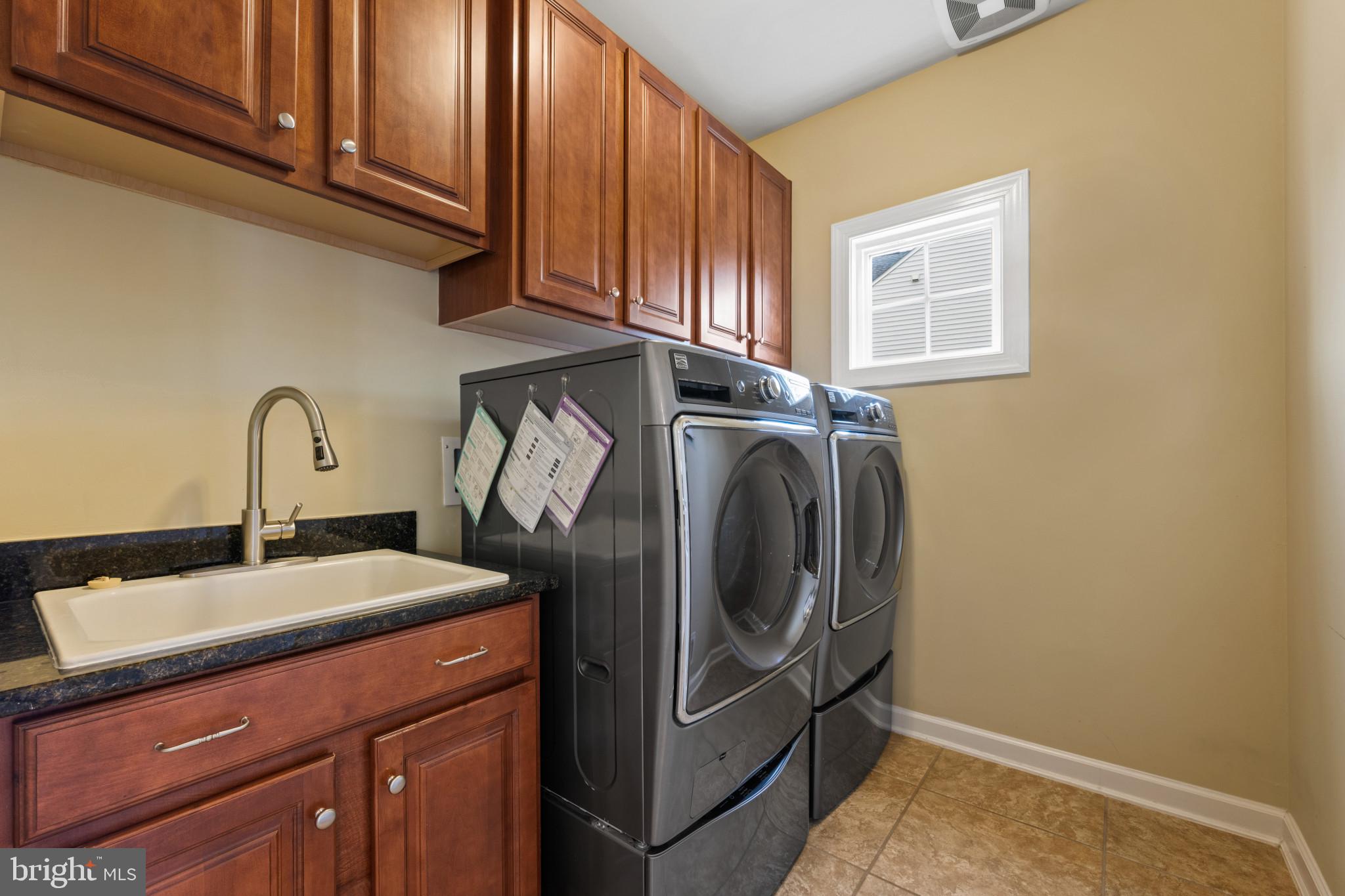 WARFIELD ESTATES - Residential