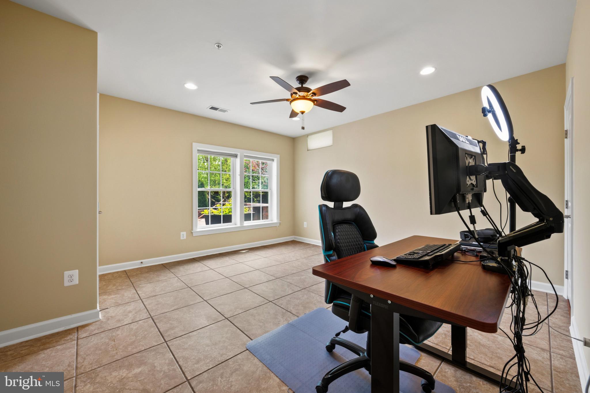 WARFIELD ESTATES - Residential