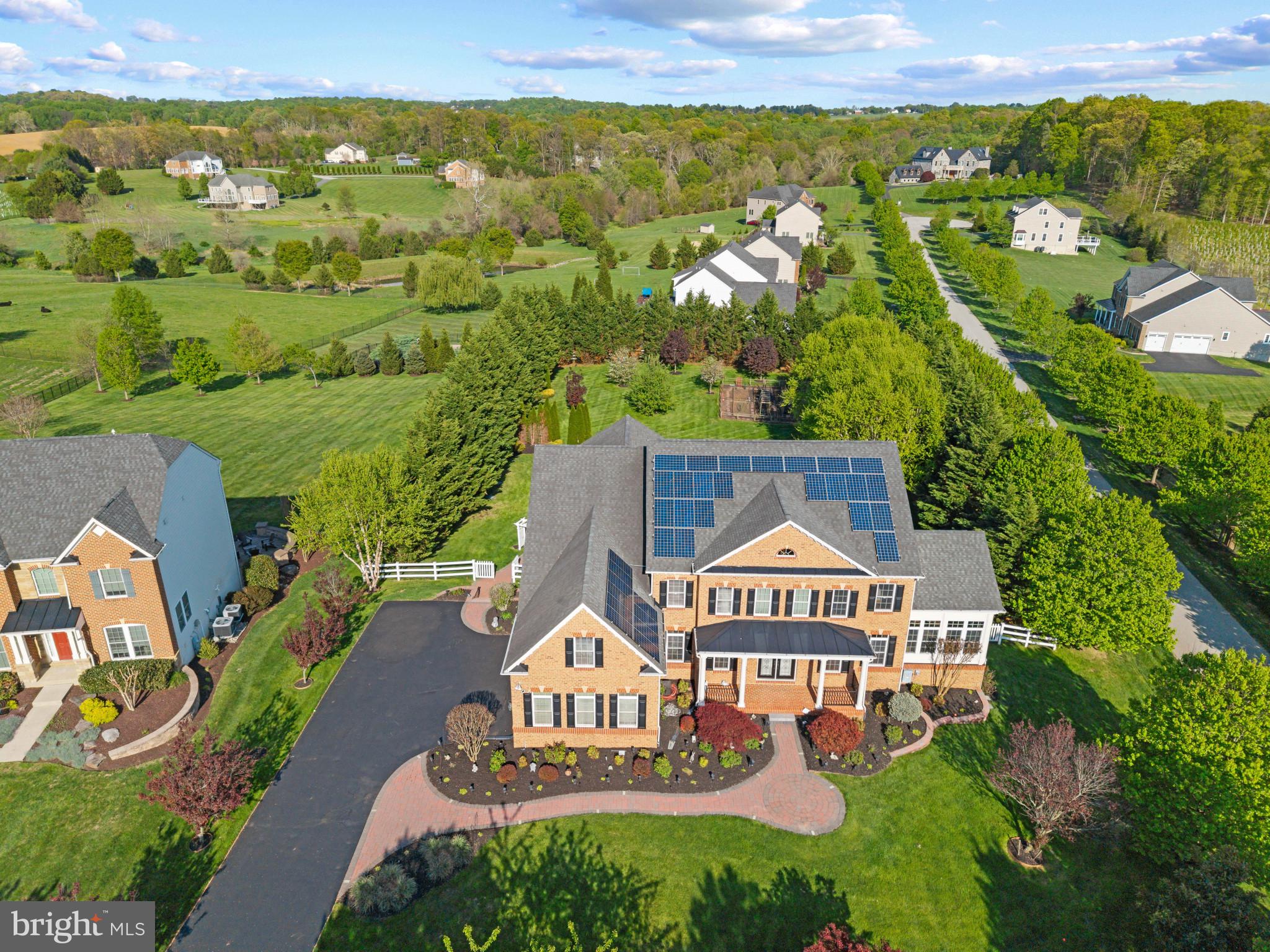 WARFIELD ESTATES - Residential