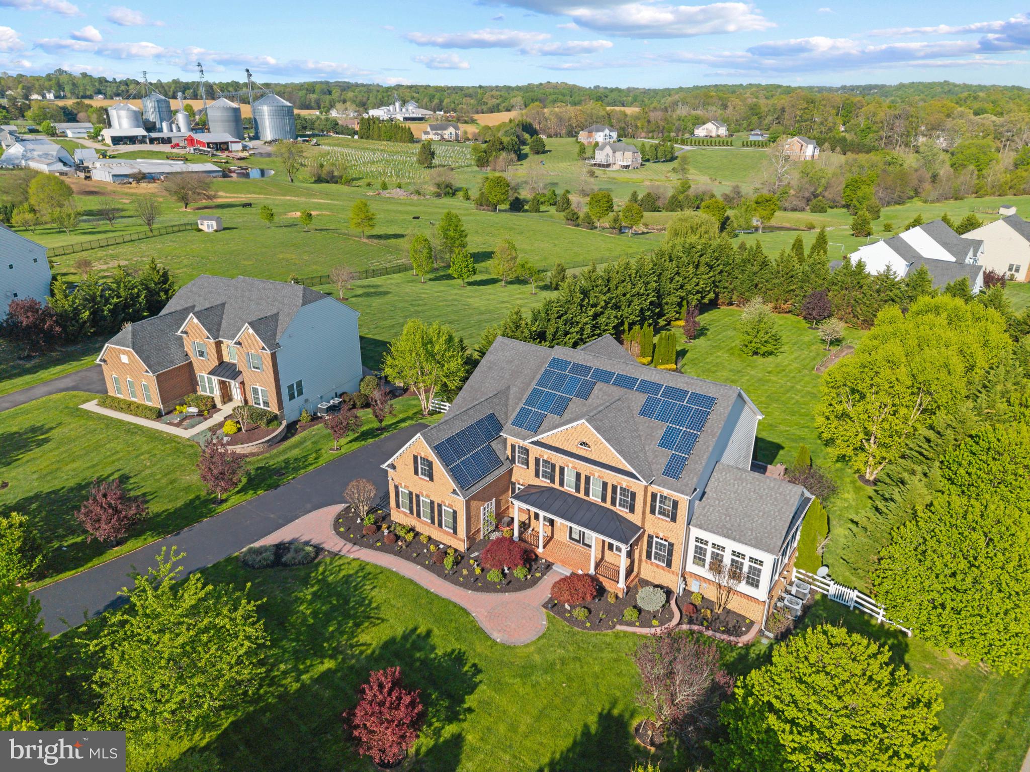 WARFIELD ESTATES - Residential