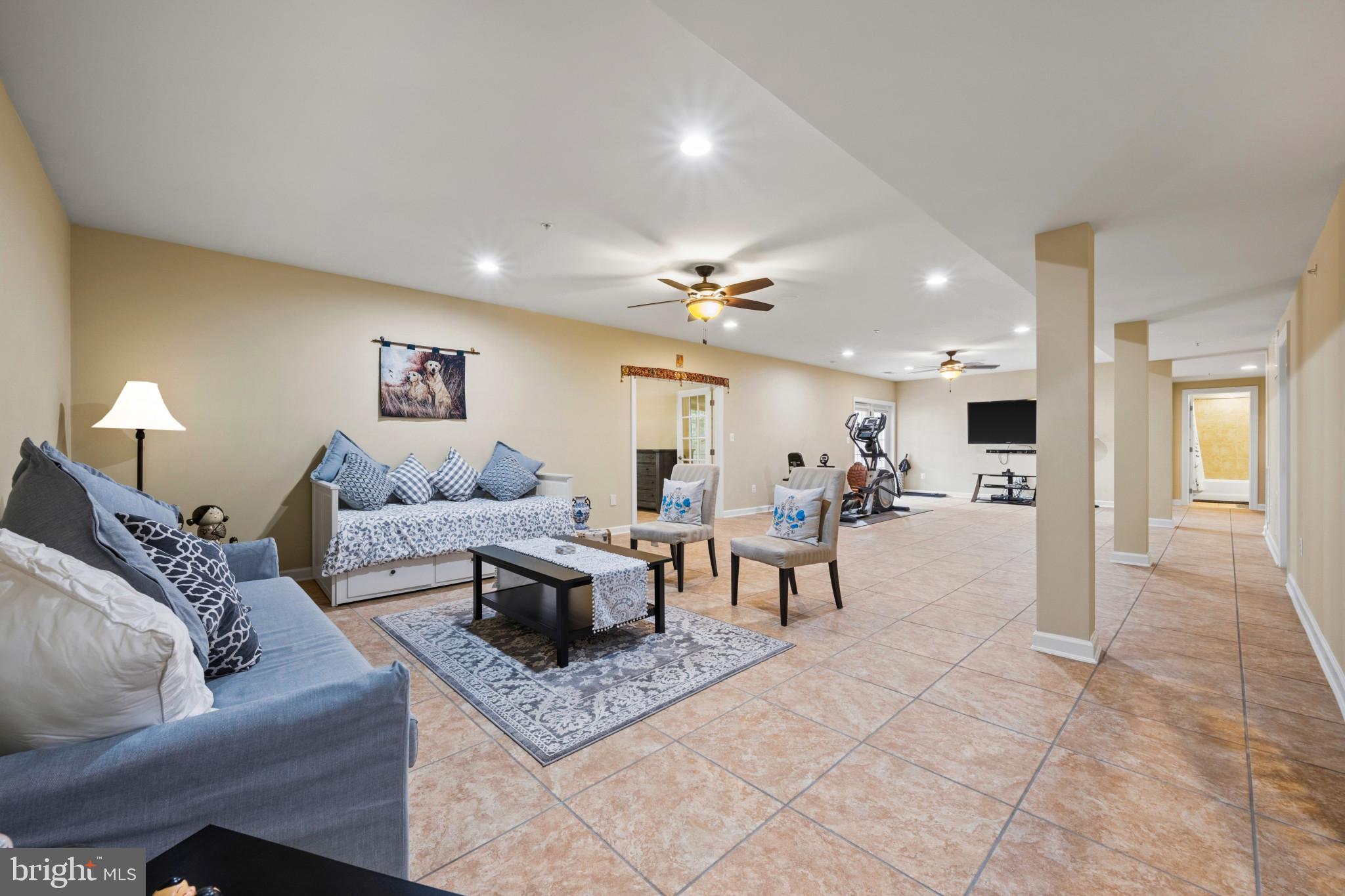 WARFIELD ESTATES - Residential