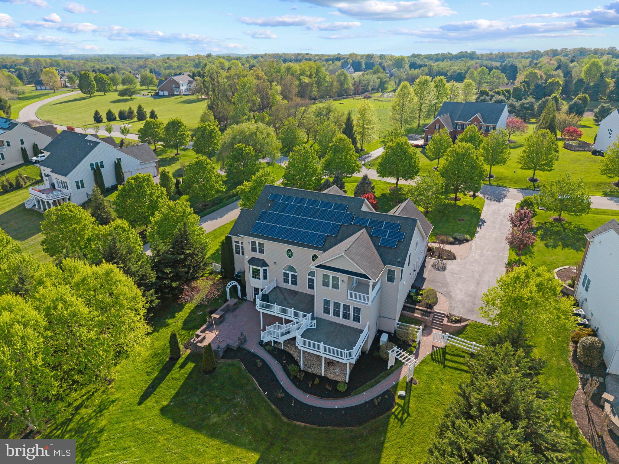 WARFIELD ESTATES - Residential