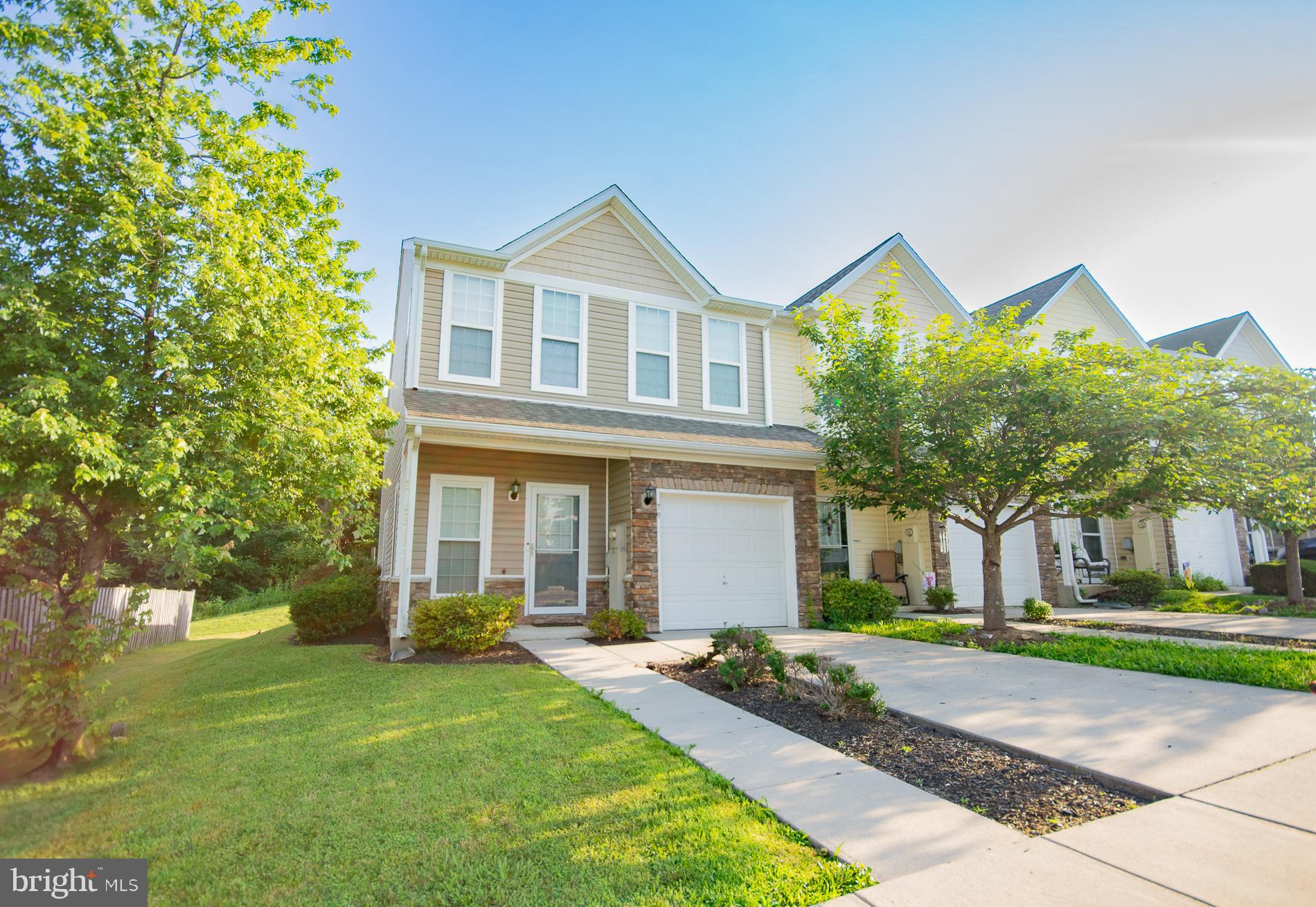 ARCHERS ROCK - Residential