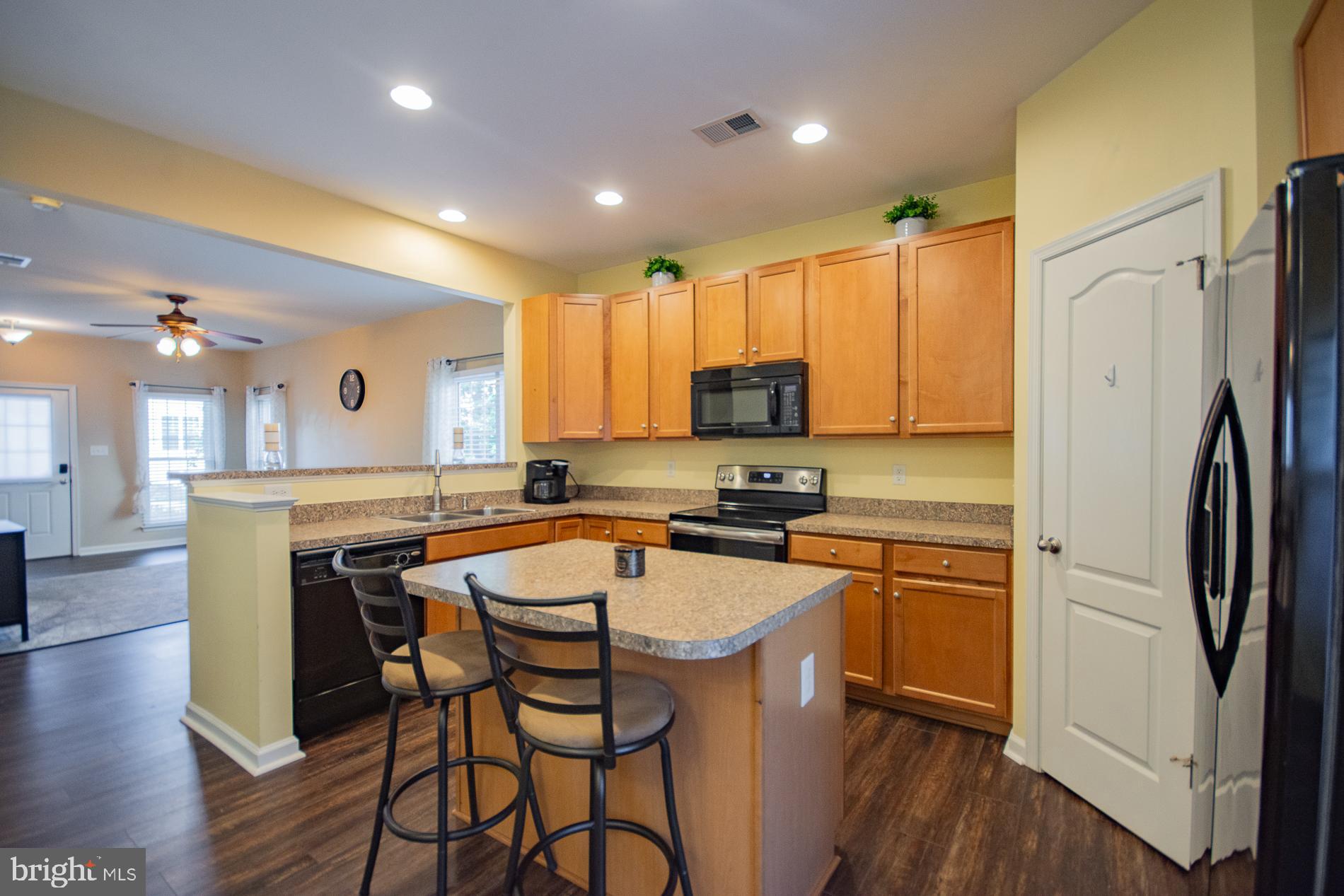 ARCHERS ROCK - Residential