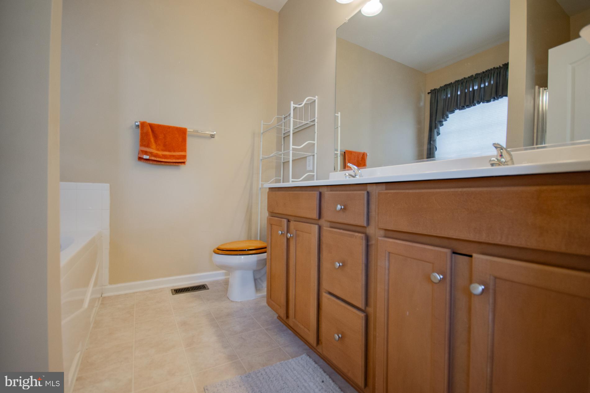 ARCHERS ROCK - Residential