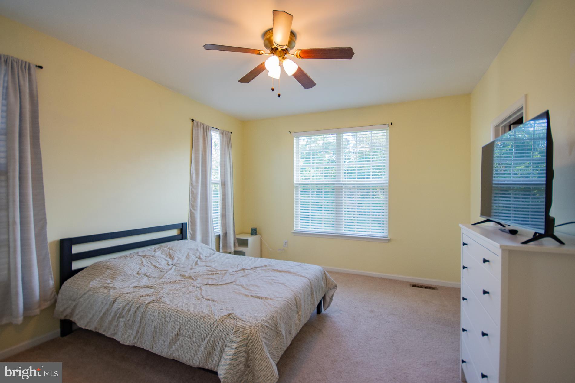 ARCHERS ROCK - Residential