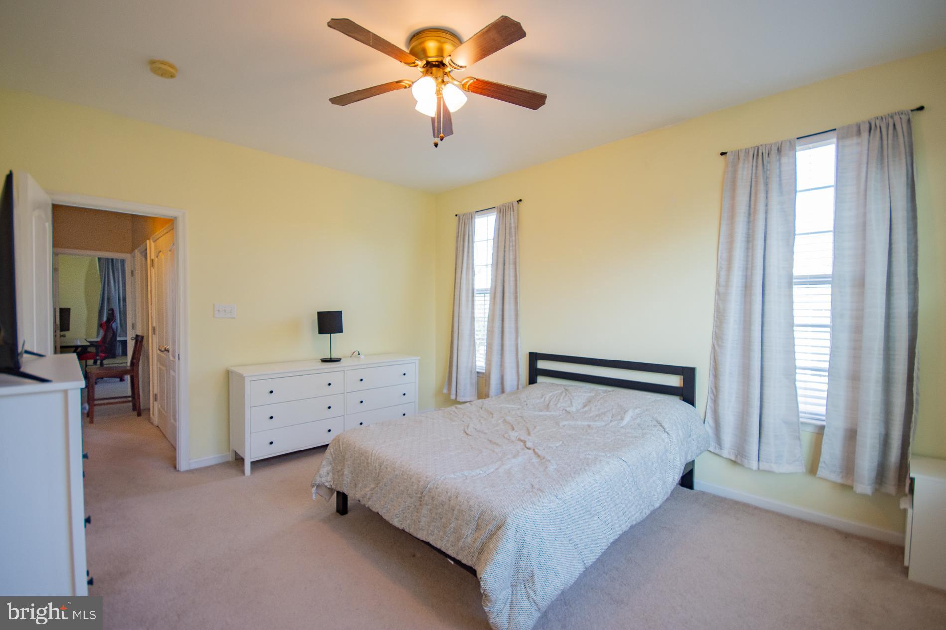 ARCHERS ROCK - Residential