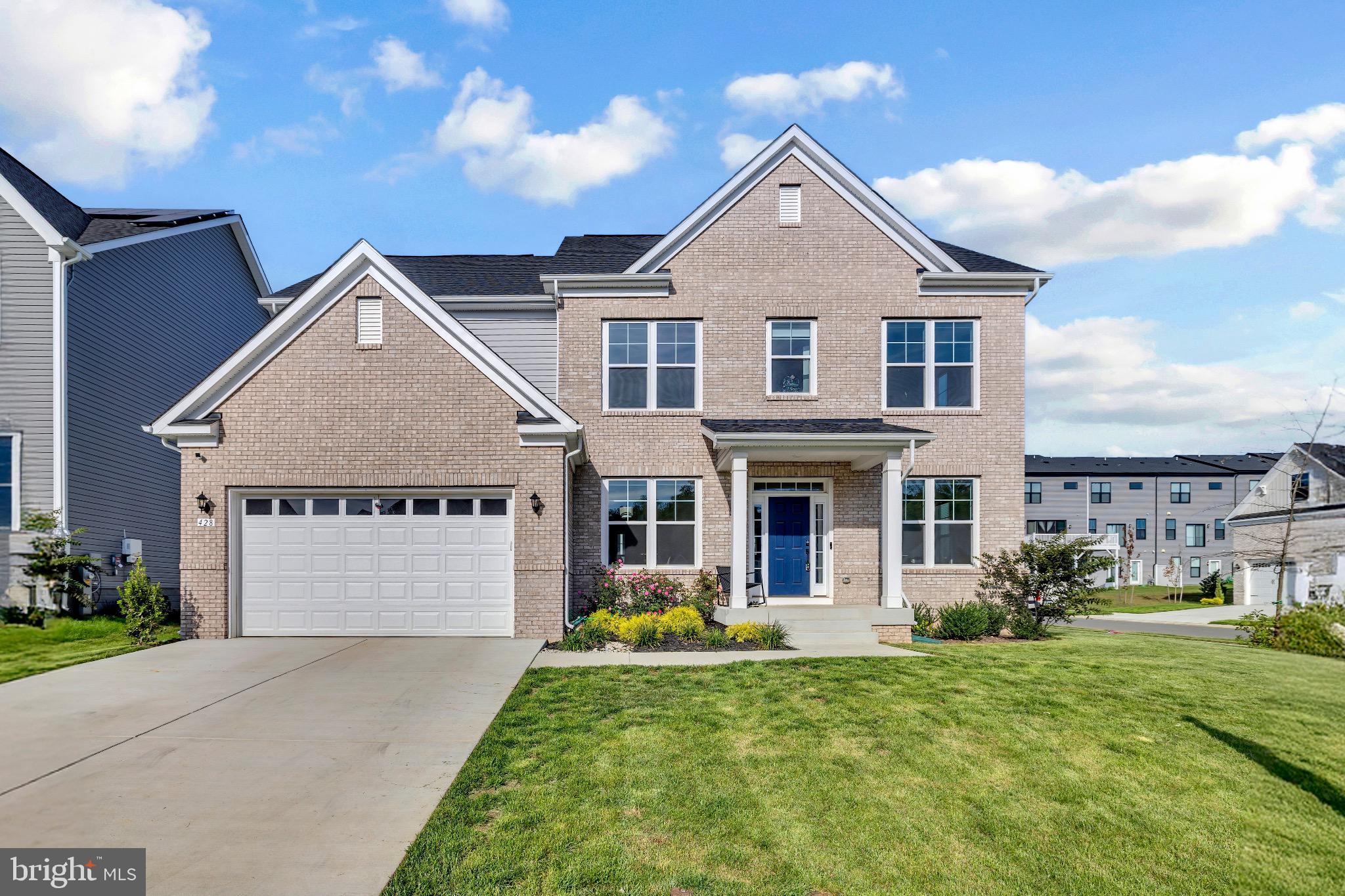 428 MEADOW CREEK DRIVE