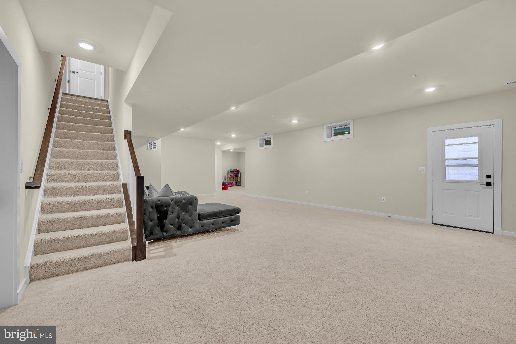 SOUTHLAKE - Residential