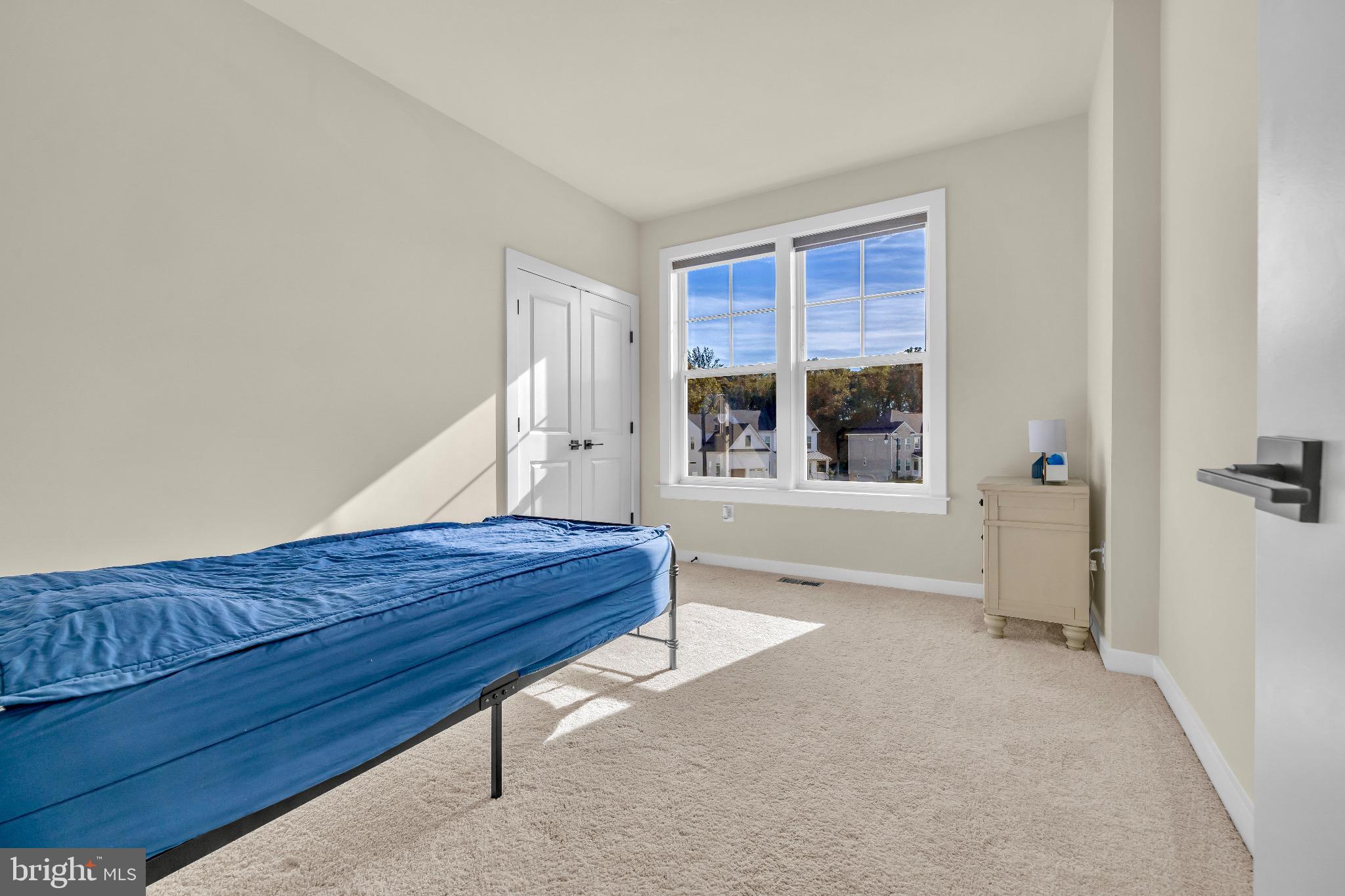 SOUTHLAKE - Residential