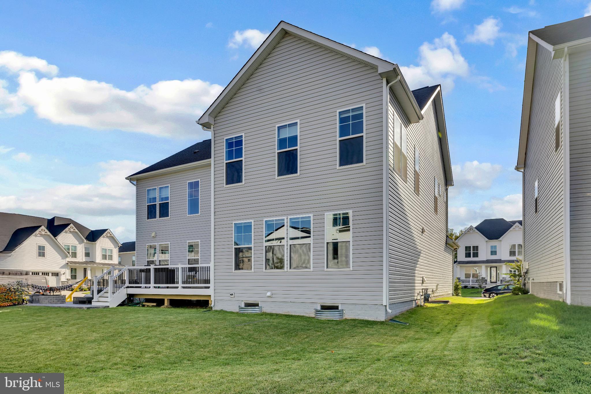 SOUTHLAKE - Residential