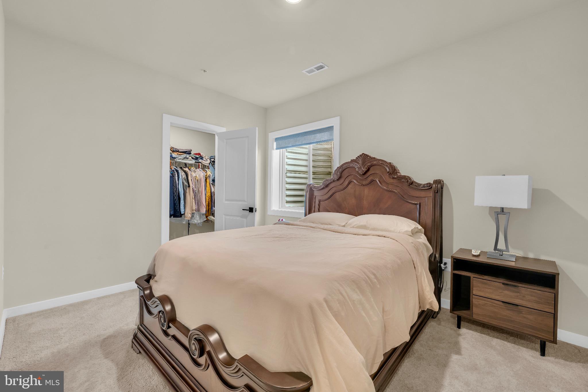 SOUTHLAKE - Residential