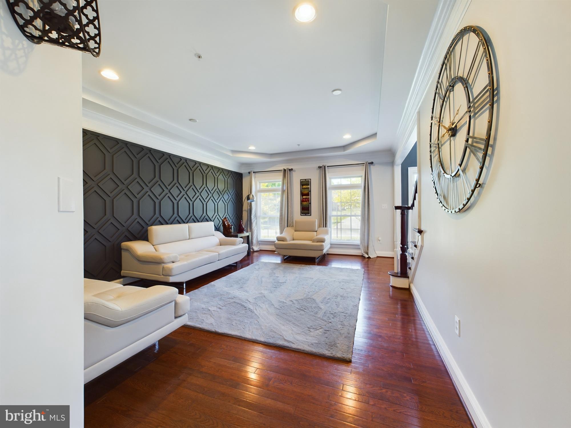 TALL OAKS ESTATES - Residential