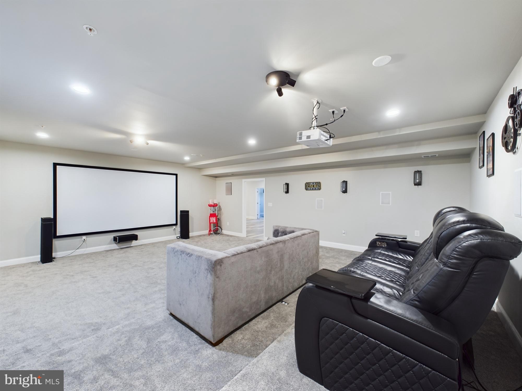 TALL OAKS ESTATES - Residential
