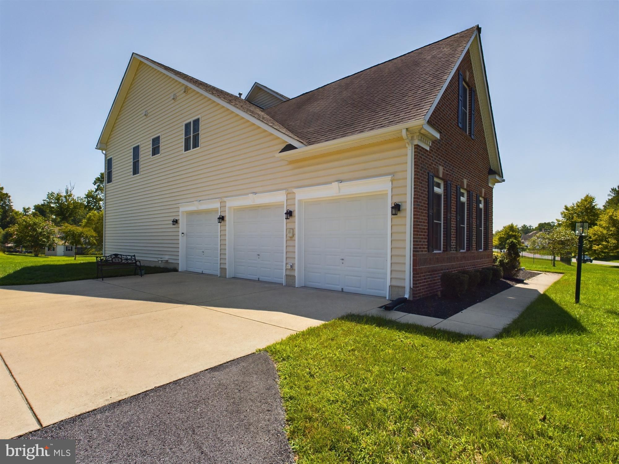 TALL OAKS ESTATES - Residential