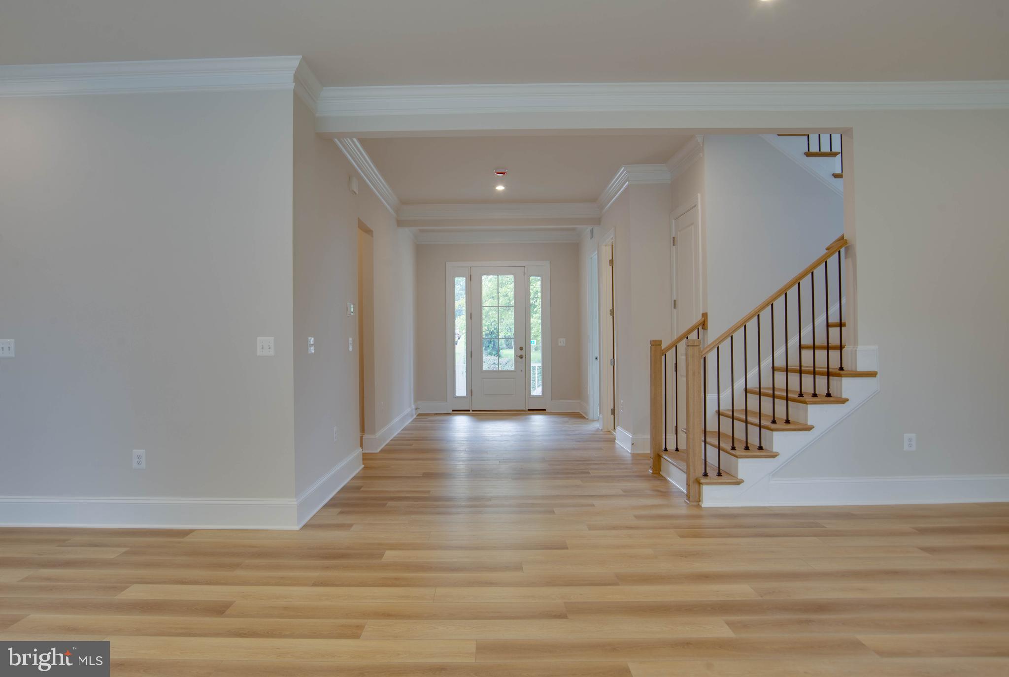 VIENNA WOODS - Residential