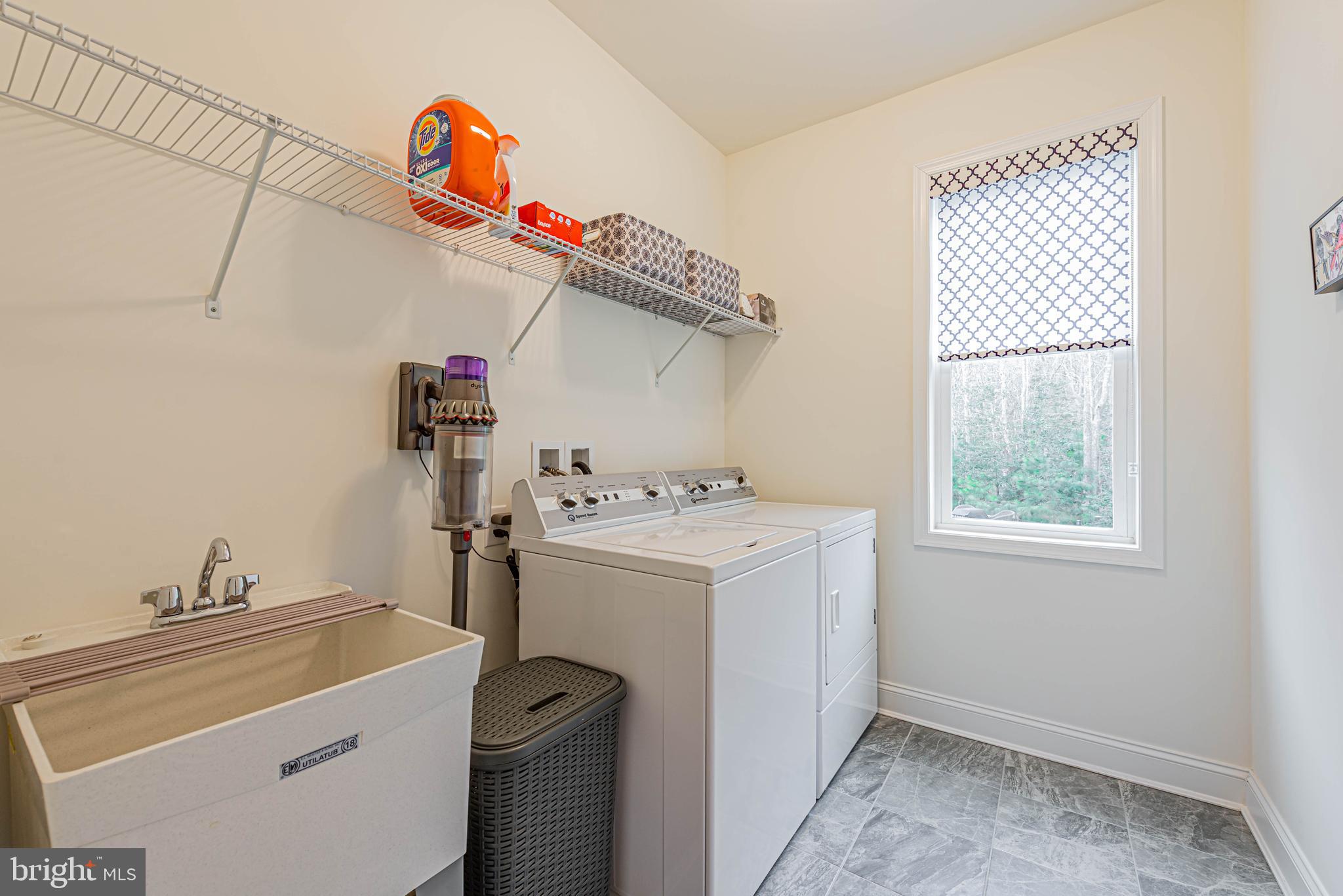 PENINSULA LAKES - Residential