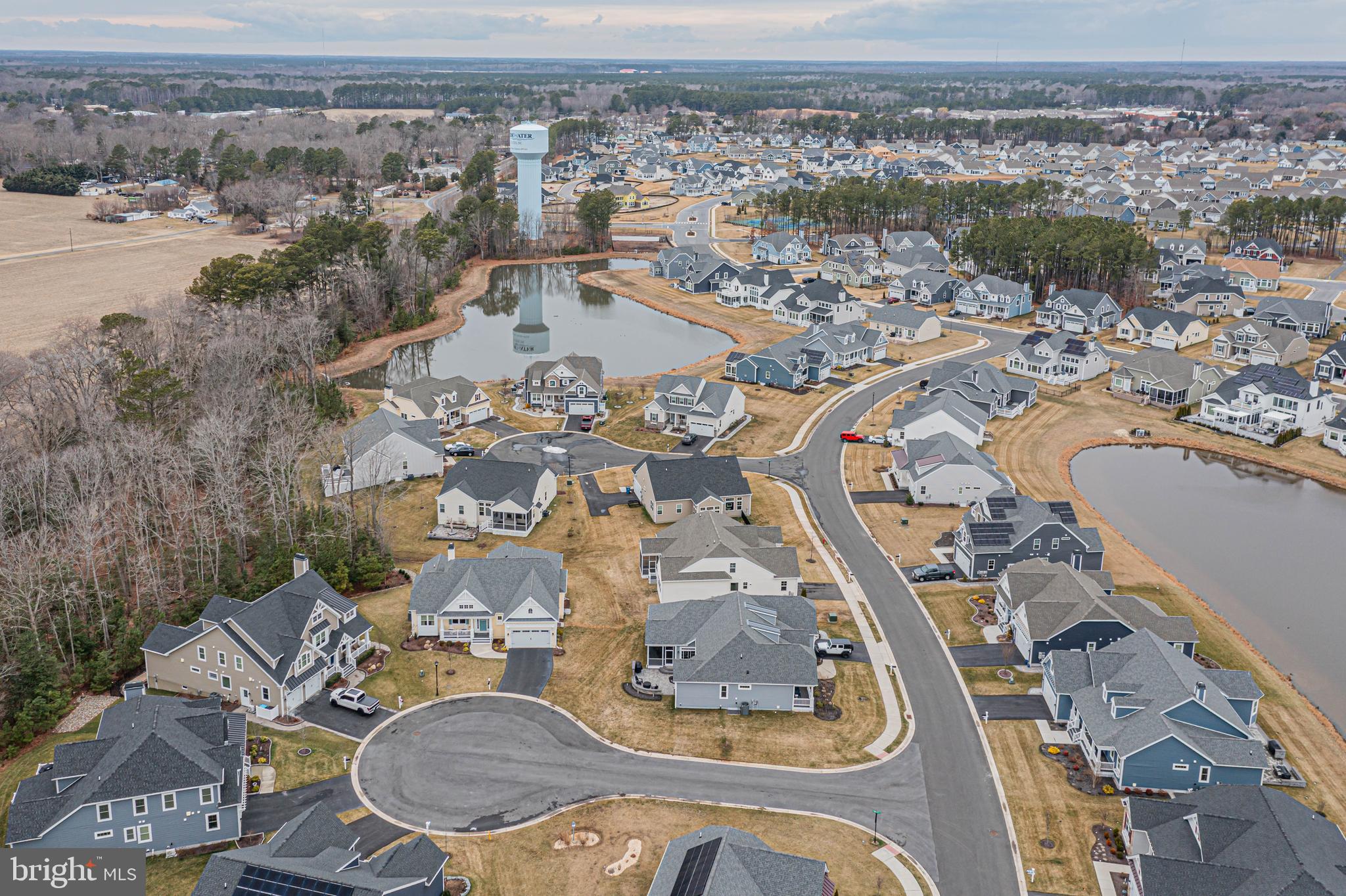 PENINSULA LAKES - Residential