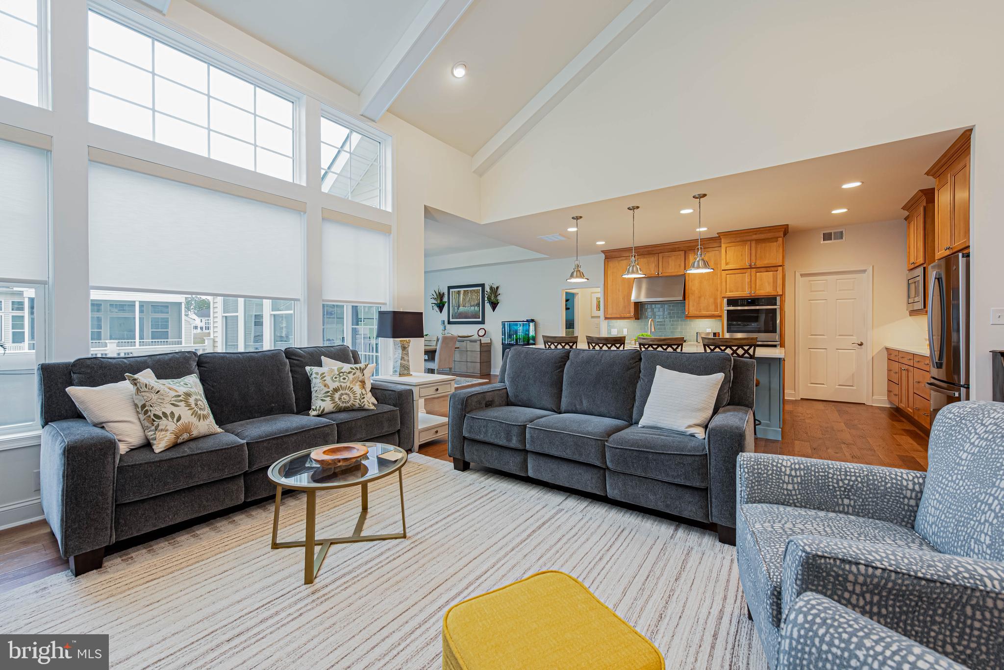 PENINSULA LAKES - Residential