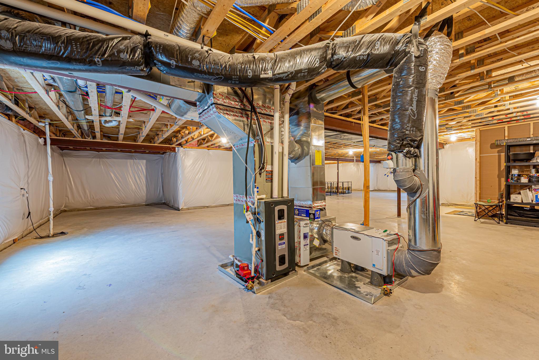 PENINSULA LAKES - Residential