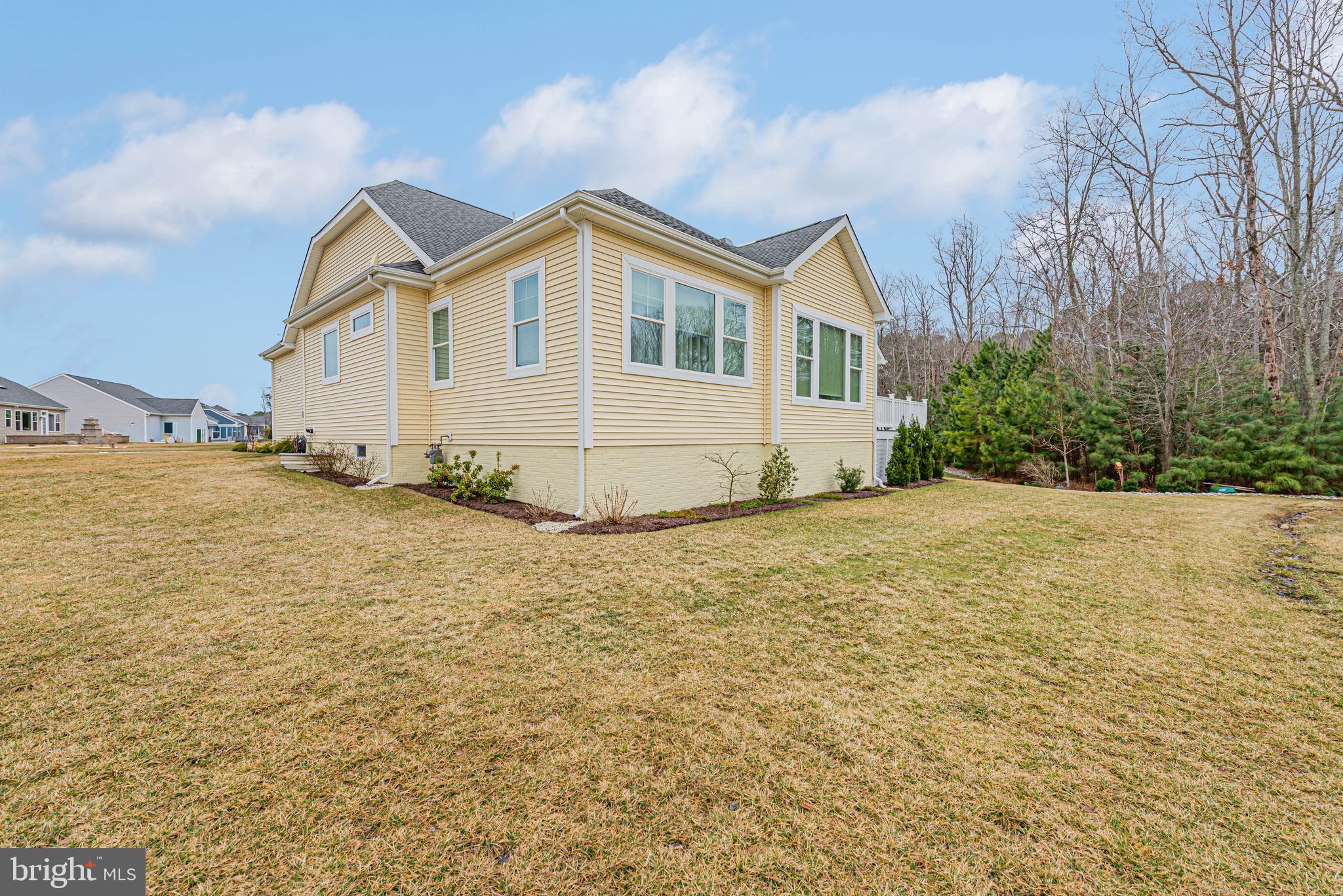 PENINSULA LAKES - Residential