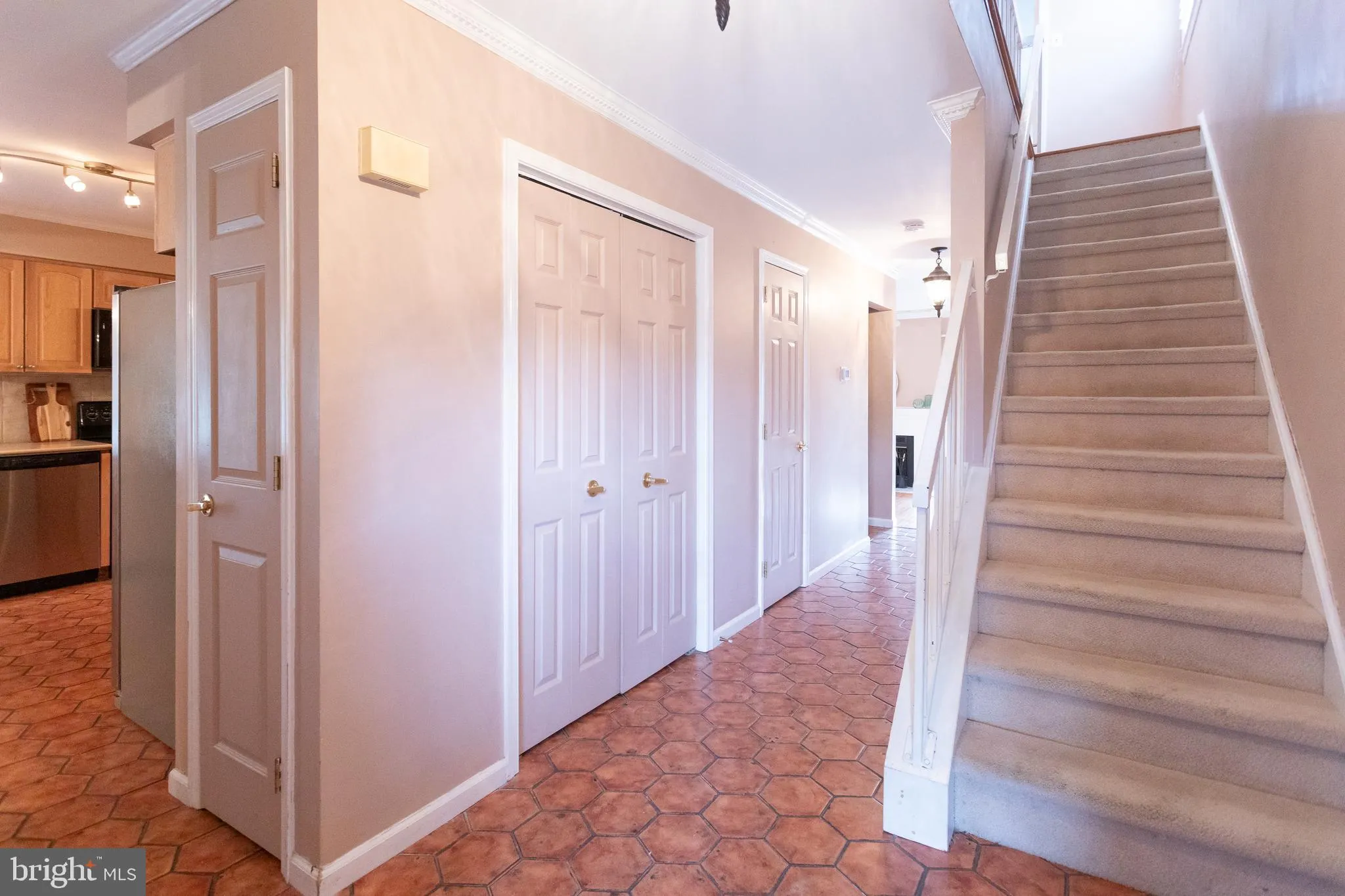 Chesterbrook, Pennsylvania 19087, United States, 5 Bedrooms Bedrooms, ,5 BathroomsBathrooms,Residential,Pending,1924