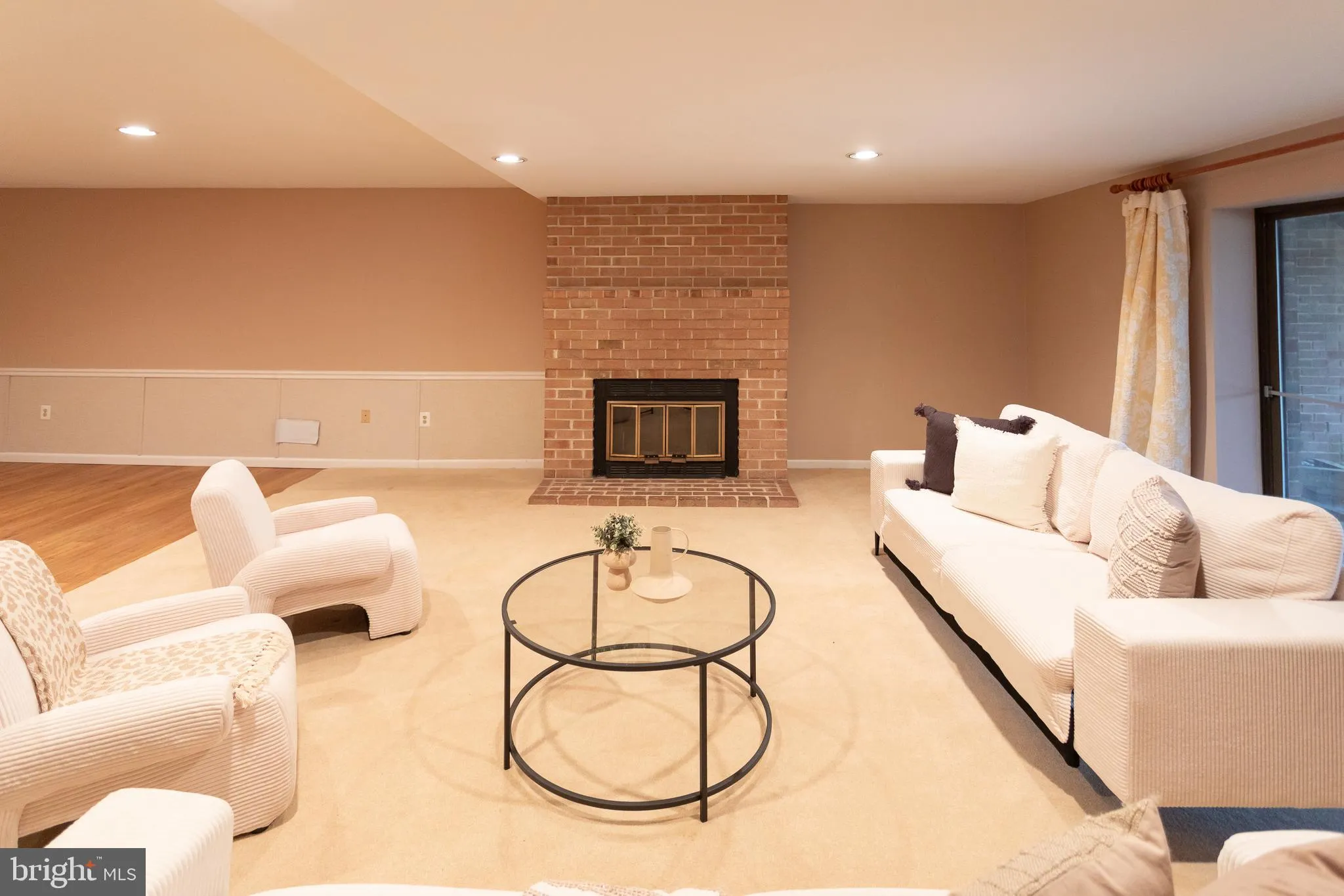 Chesterbrook, Pennsylvania 19087, United States, 5 Bedrooms Bedrooms, ,5 BathroomsBathrooms,Residential,Pending,1924