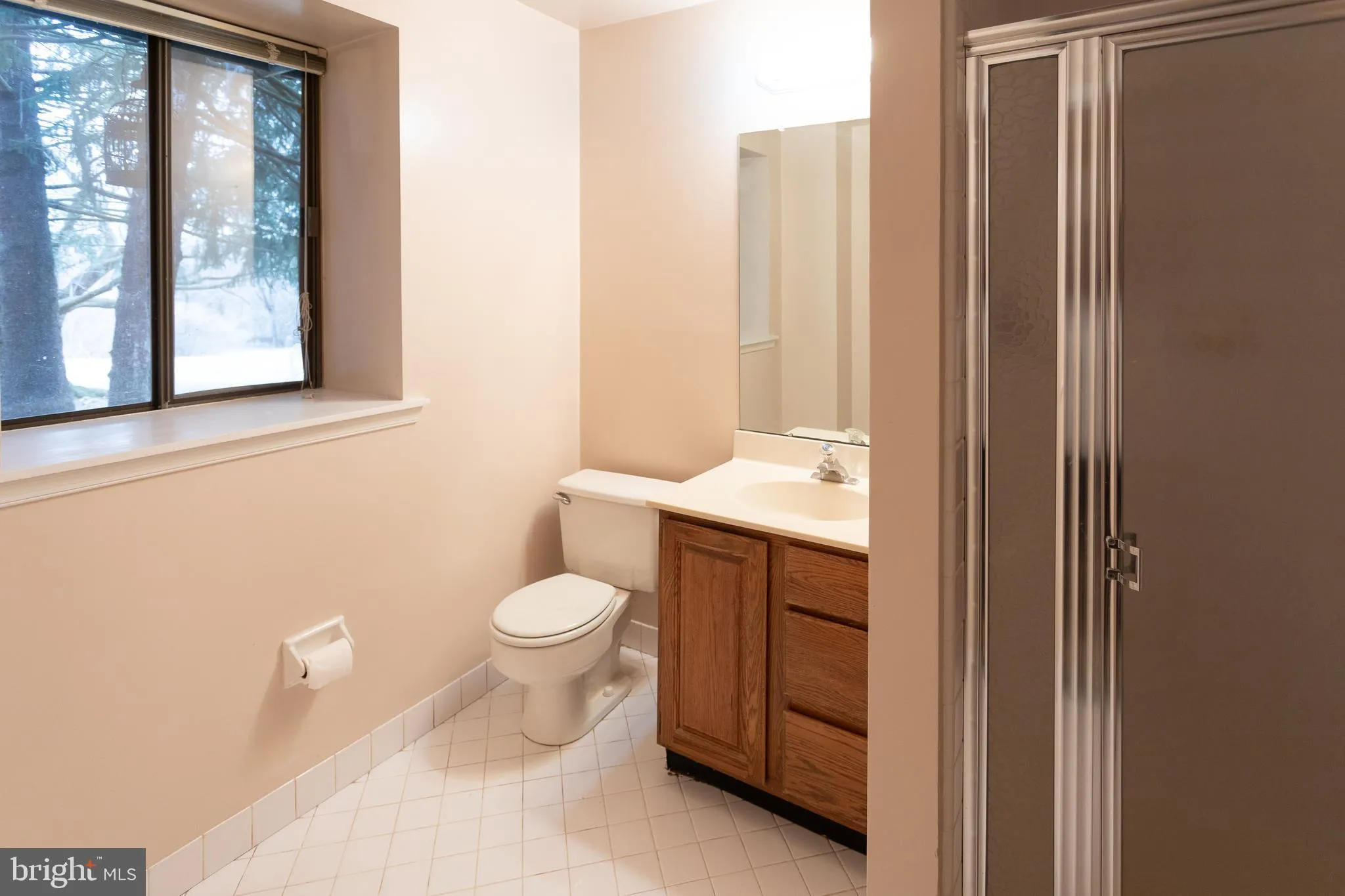 Chesterbrook, Pennsylvania 19087, United States, 5 Bedrooms Bedrooms, ,5 BathroomsBathrooms,Residential,Pending,1924