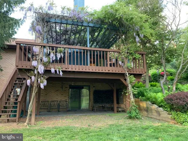 Chesterbrook, Pennsylvania 19087, United States, 5 Bedrooms Bedrooms, ,5 BathroomsBathrooms,Residential,Pending,1924