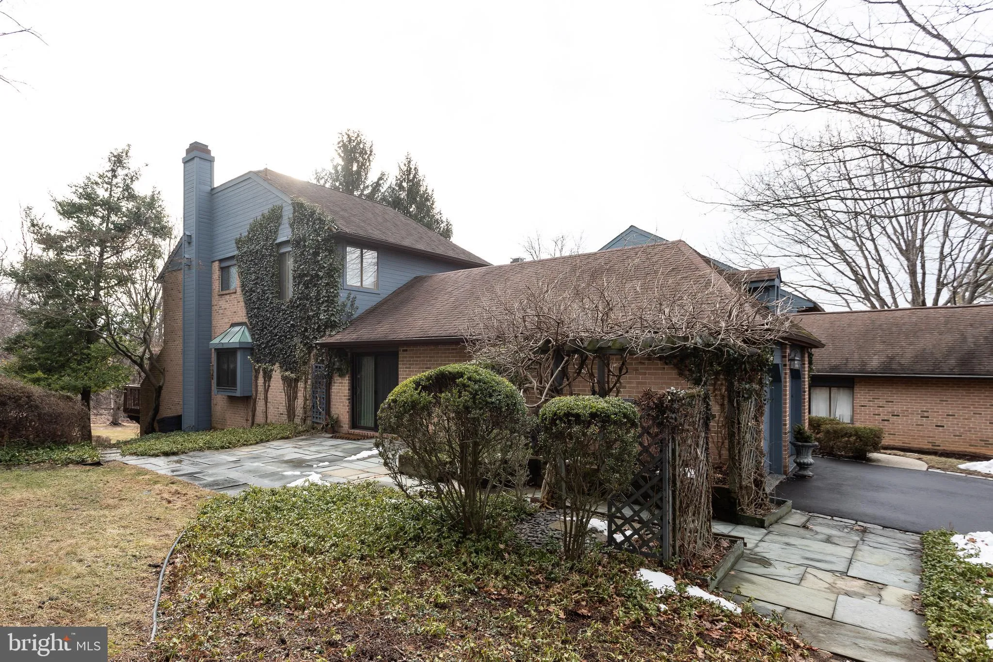 Chesterbrook, Pennsylvania 19087, United States, 5 Bedrooms Bedrooms, ,5 BathroomsBathrooms,Residential,Pending,1924