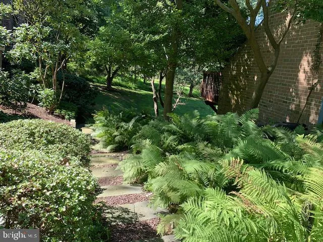 Chesterbrook, Pennsylvania 19087, United States, 5 Bedrooms Bedrooms, ,5 BathroomsBathrooms,Residential,Pending,1924