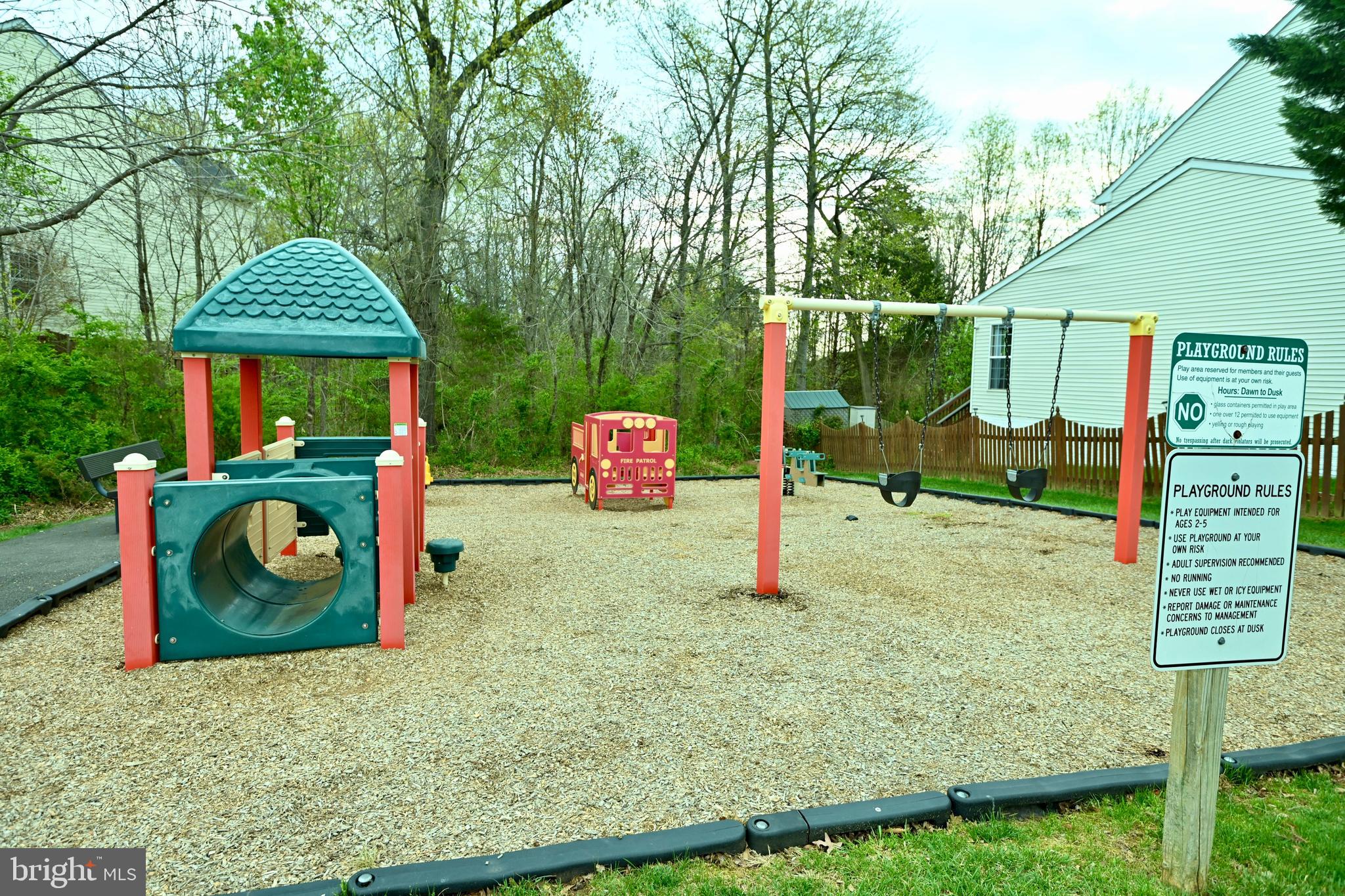 SHEFFIELD MANOR - Residential Lease