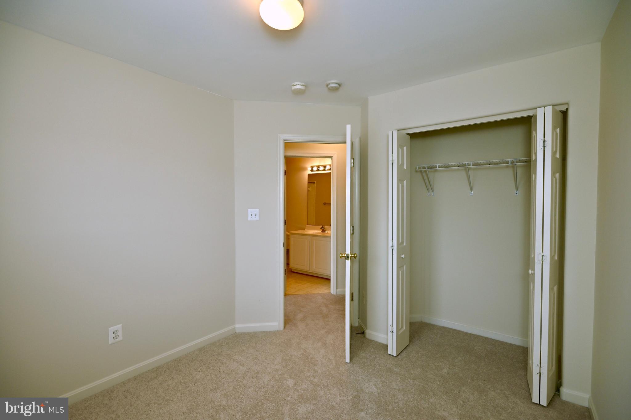 SHEFFIELD MANOR - Residential Lease