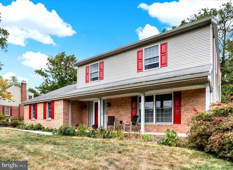 715 ROCKFORD DRIVE HARRISBURG PA 17112