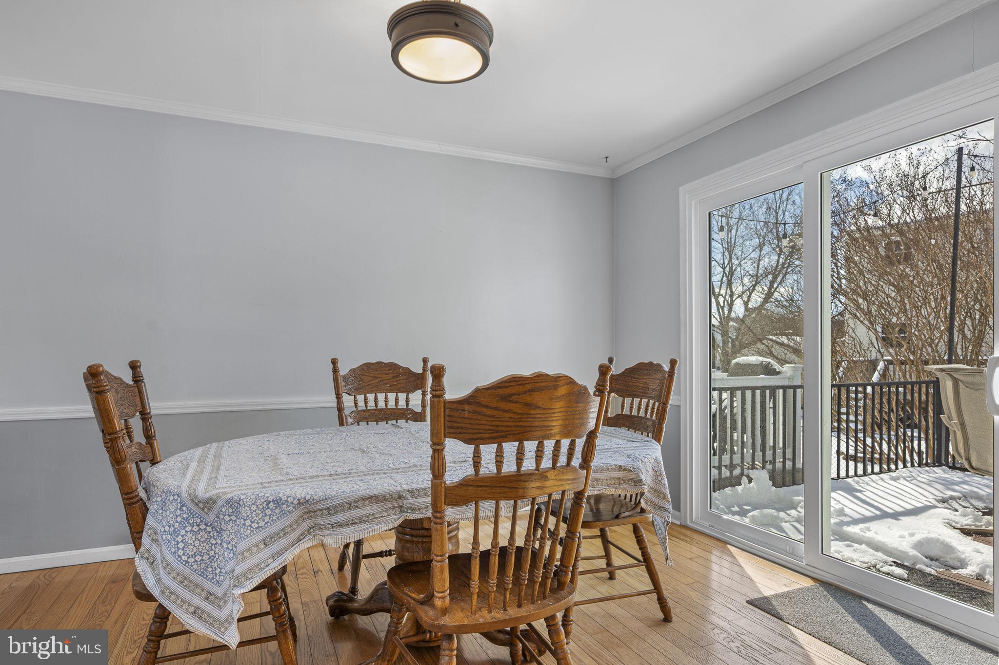 INGLESIDE VILLAGE - Residential