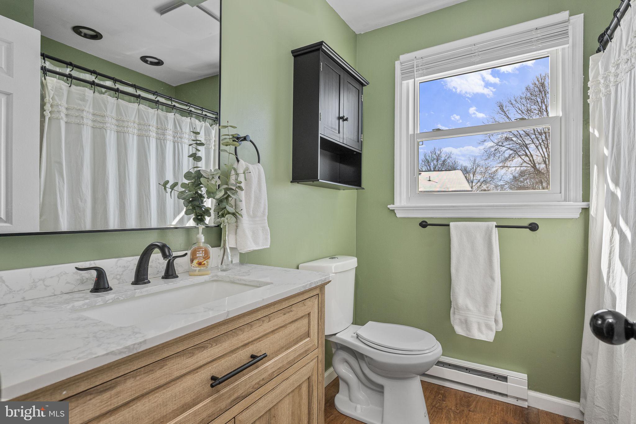 INGLESIDE VILLAGE - Residential