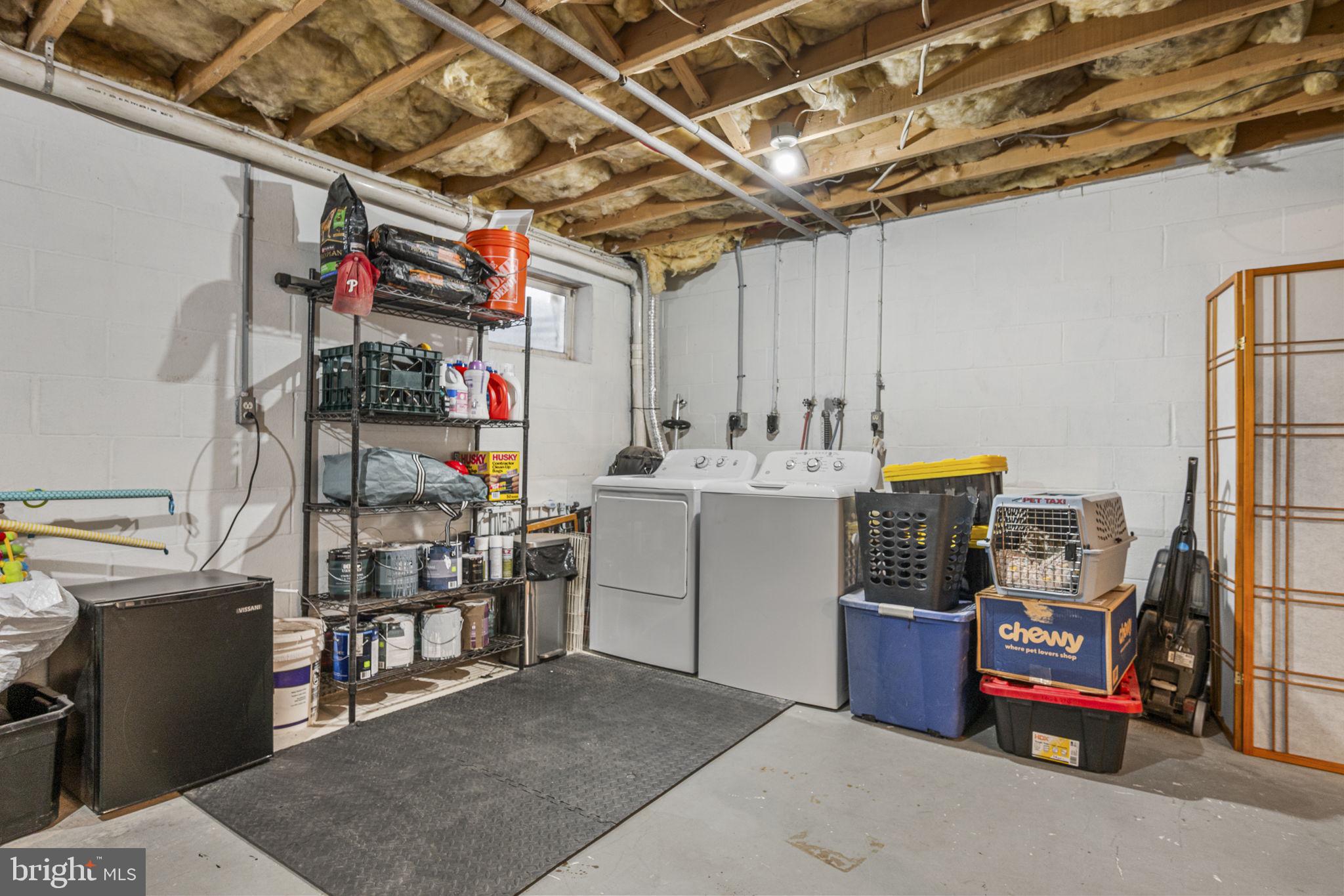 INGLESIDE VILLAGE - Residential