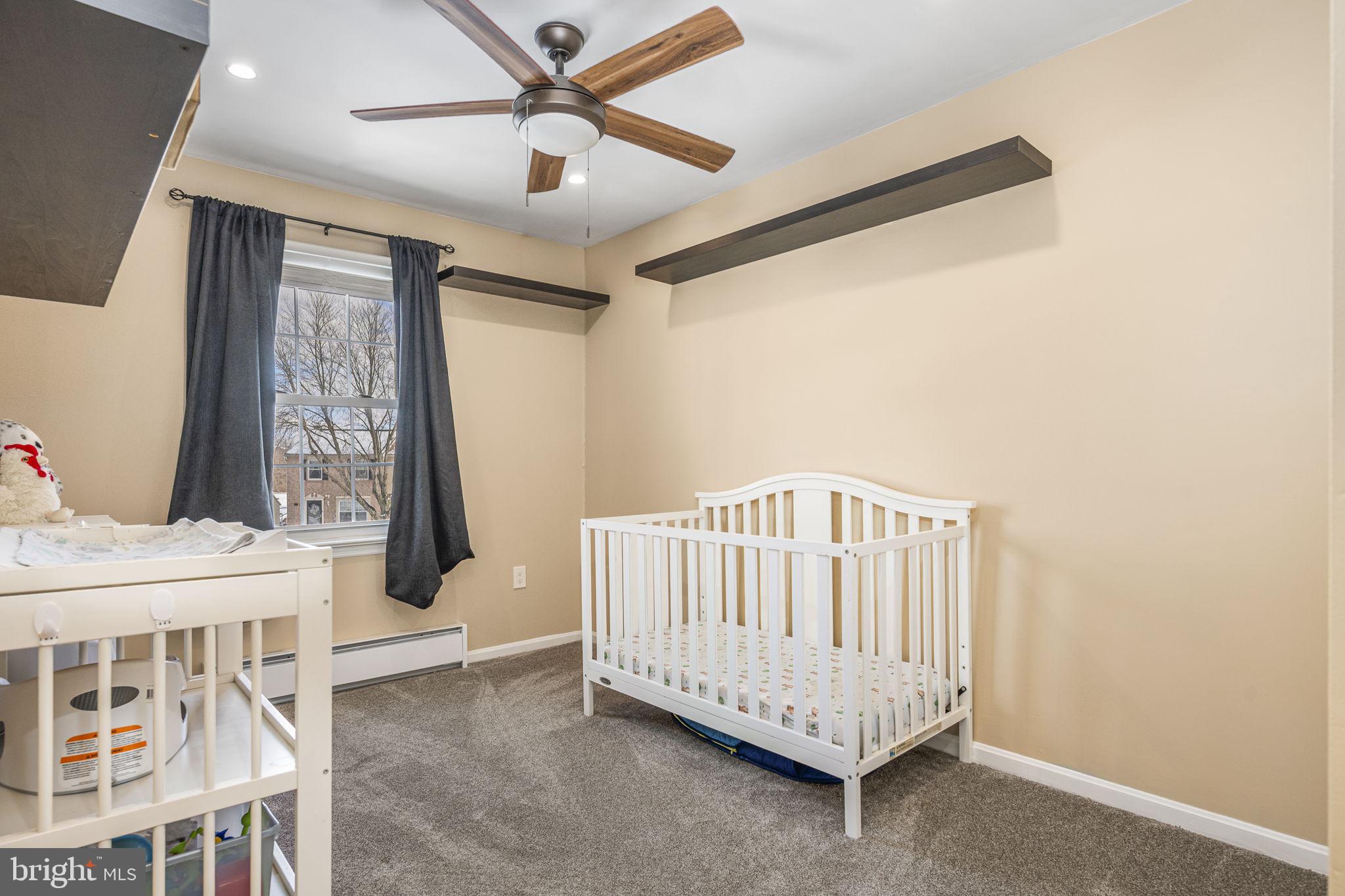 INGLESIDE VILLAGE - Residential