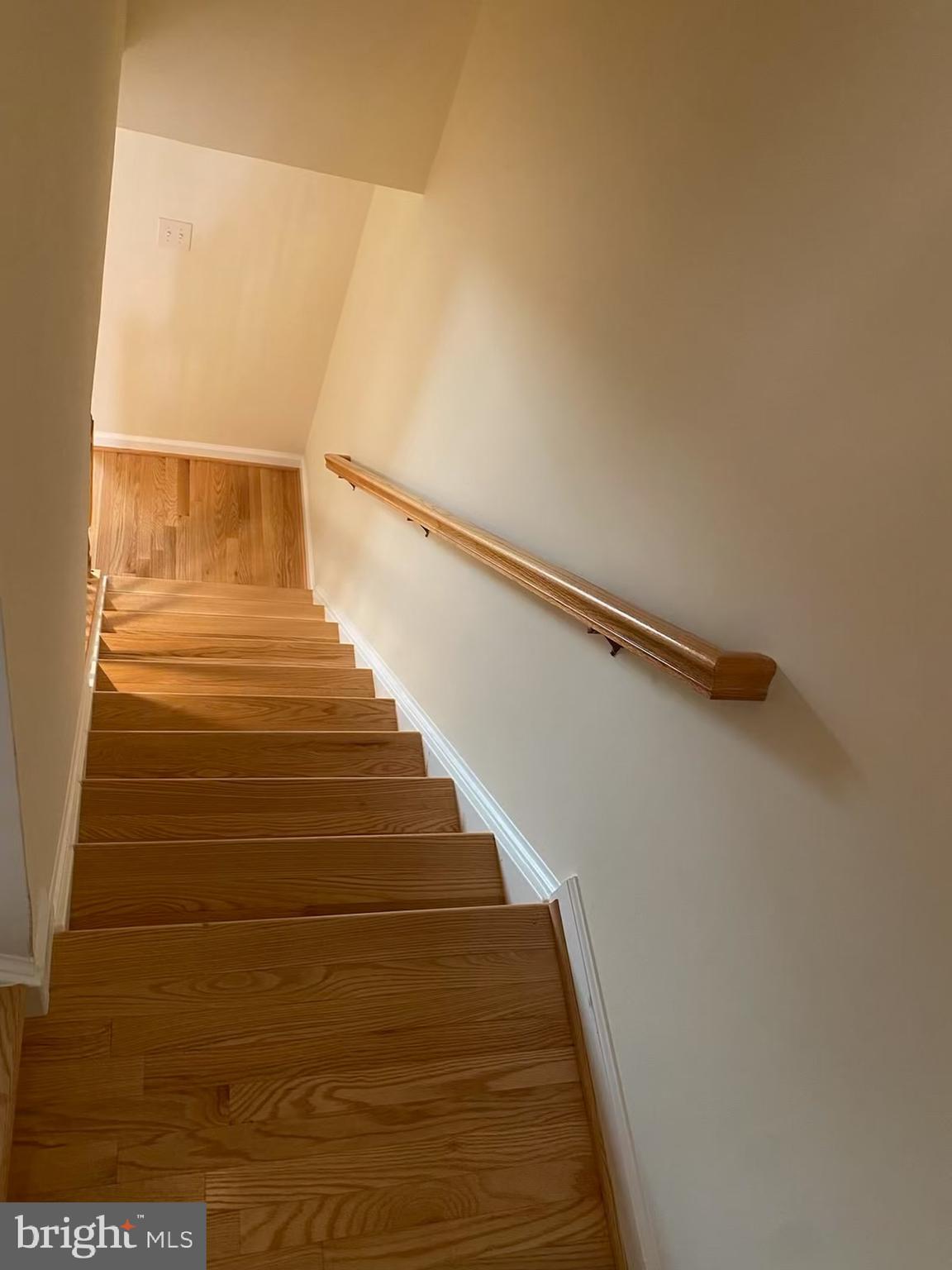 TYSONS VILLAGE - Residential Lease